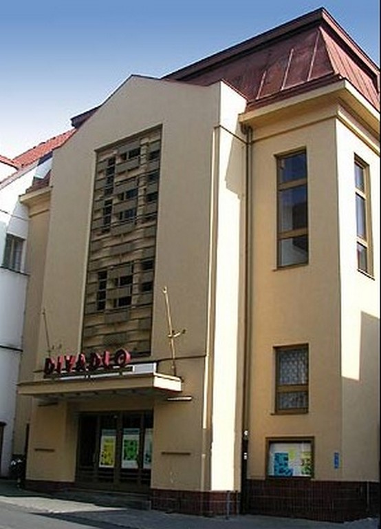 STÁLÁ DIVADELNÍ SCÉNA KLATOVY foto 2