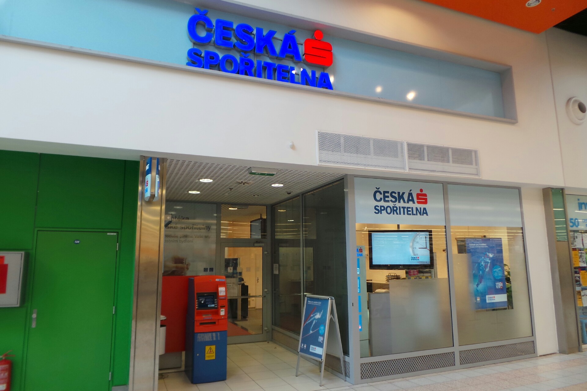 Česká spořitelna, a.s. foto 2