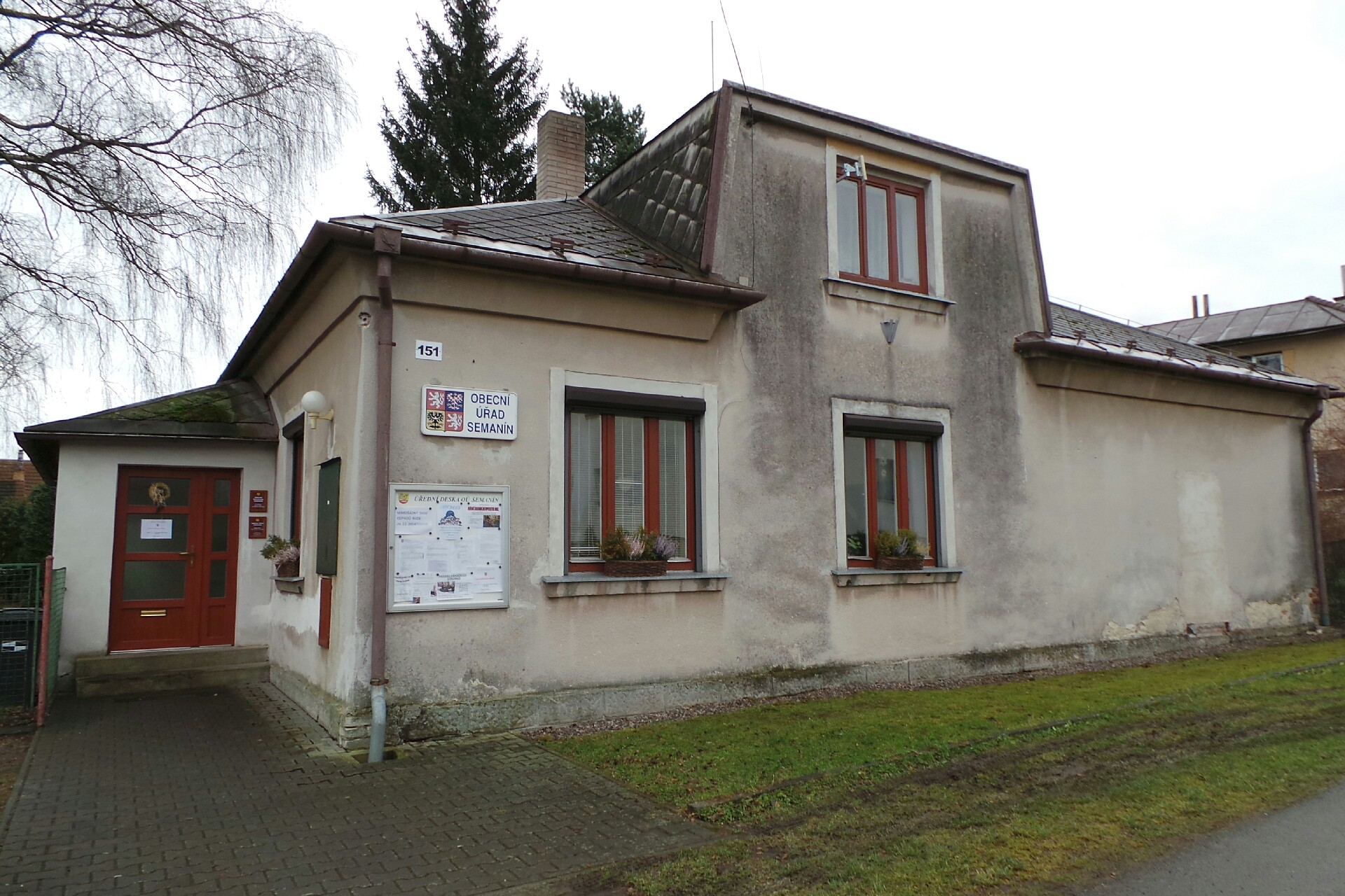 Obecní knihovna Semanín