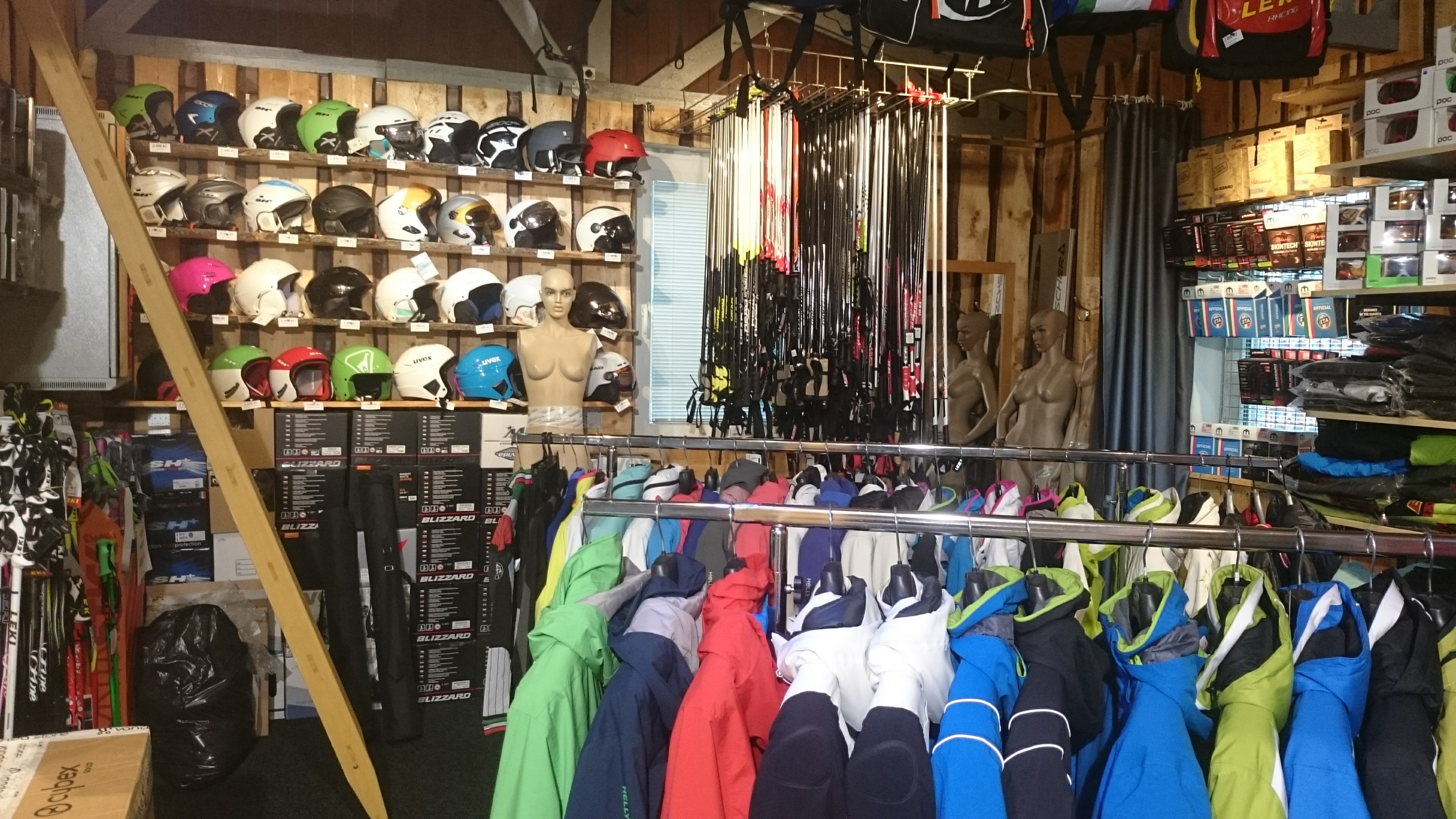 AVEX SKI foto 2