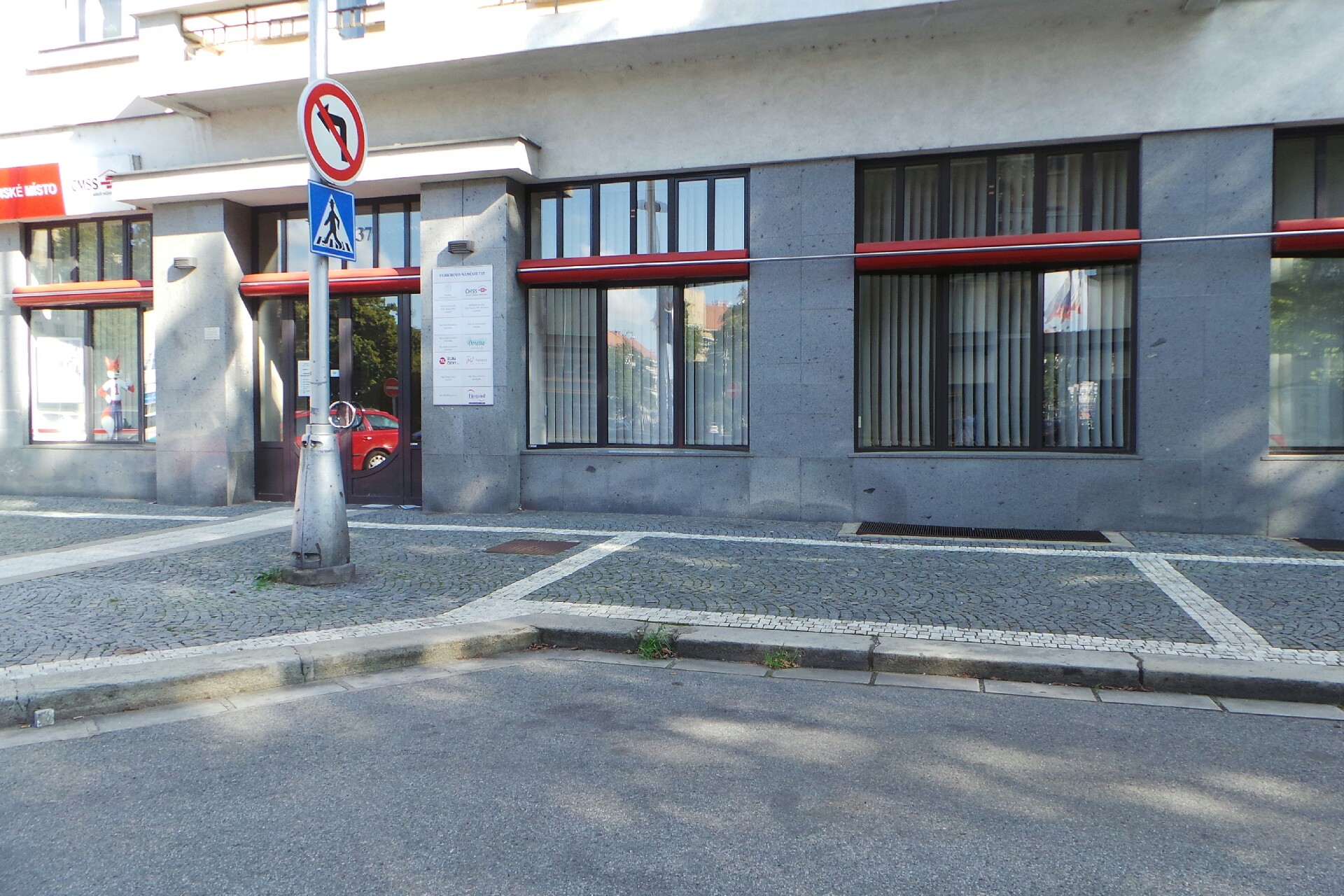 Mgr. Ing. Iveta Hrdinková, advokát