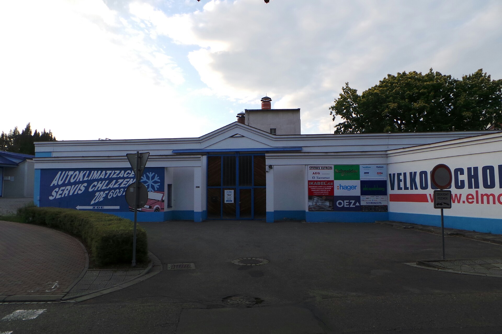 FALCONAIR.CZ, s.r.o.