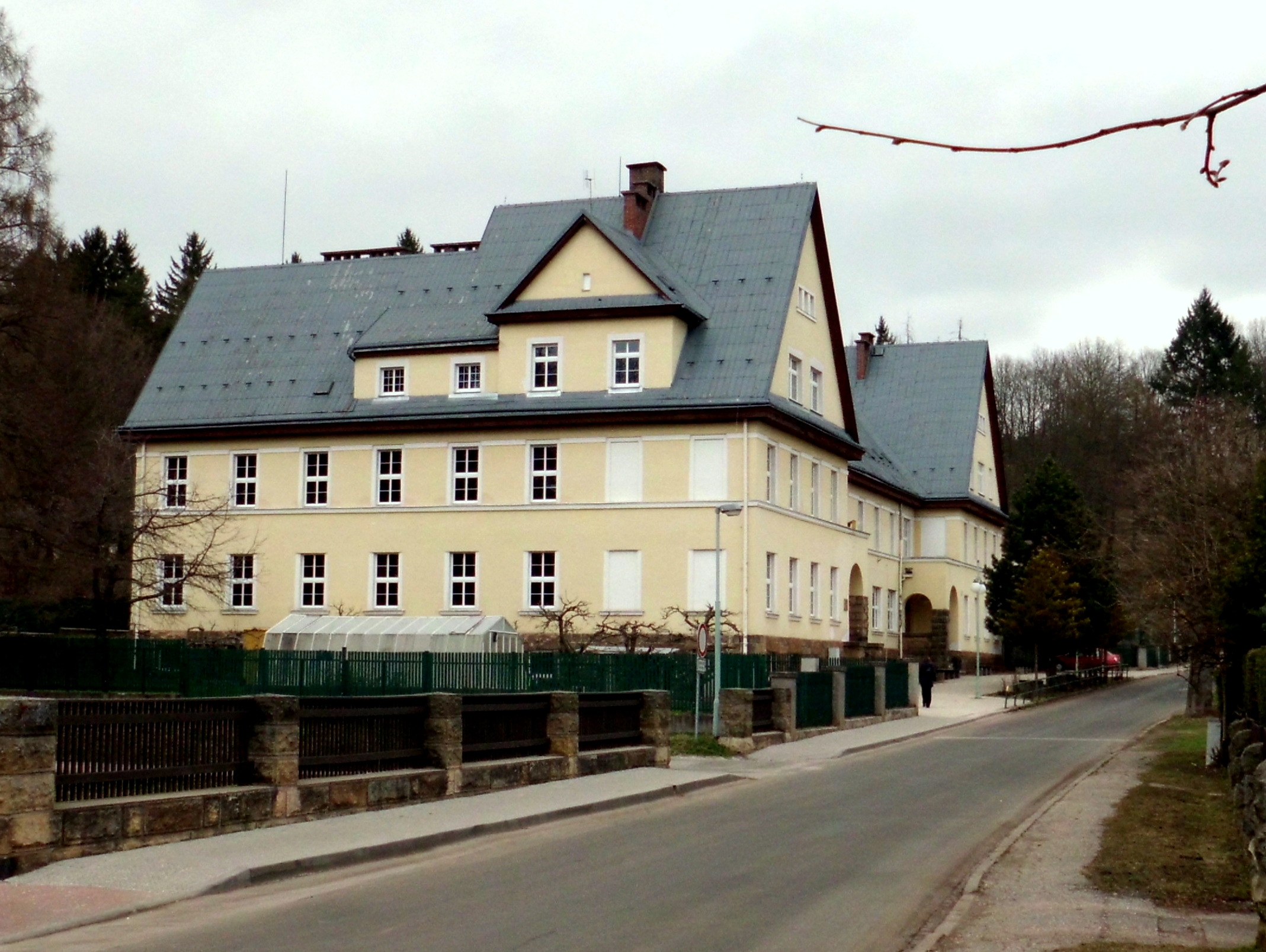 Základní škola Karla Klíče Hostinné