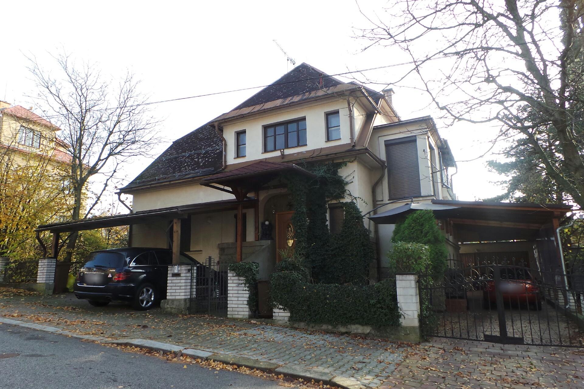 Helena Fričová - výklad karet