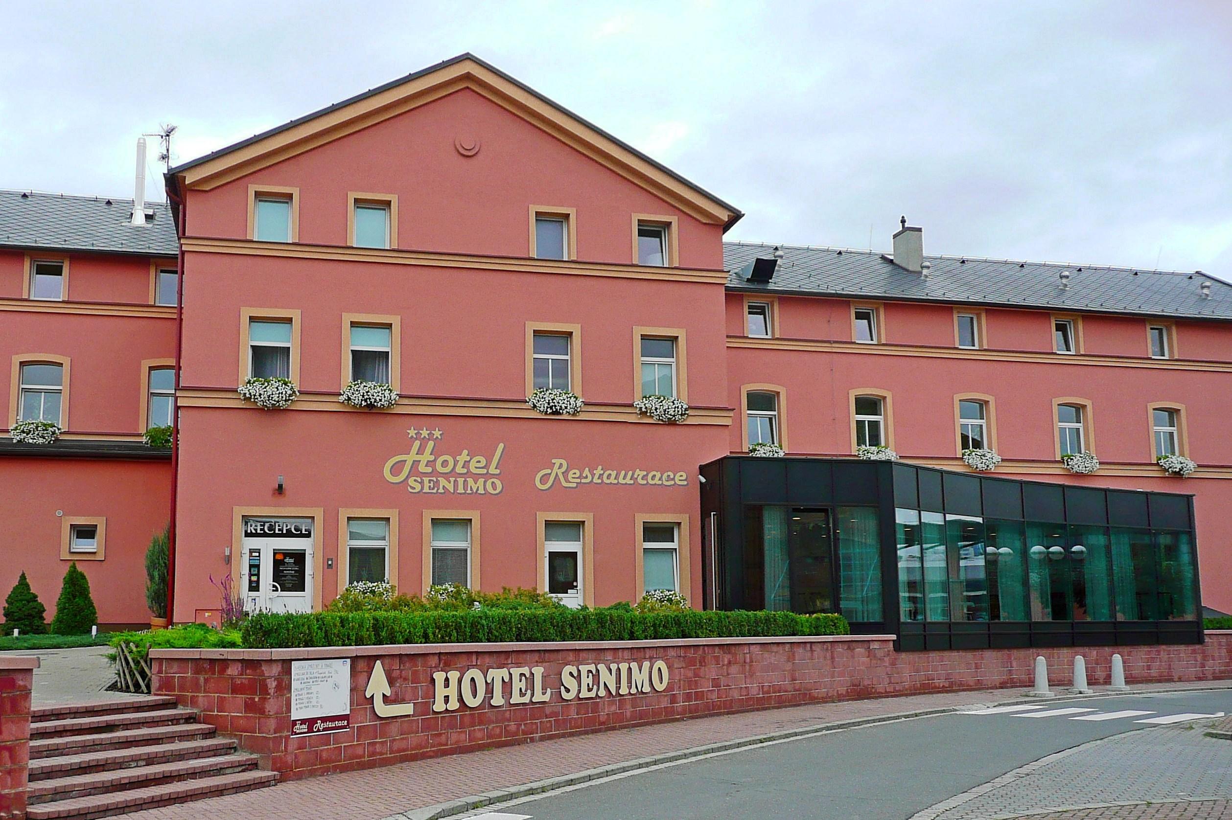 HOTEL SENIMO***