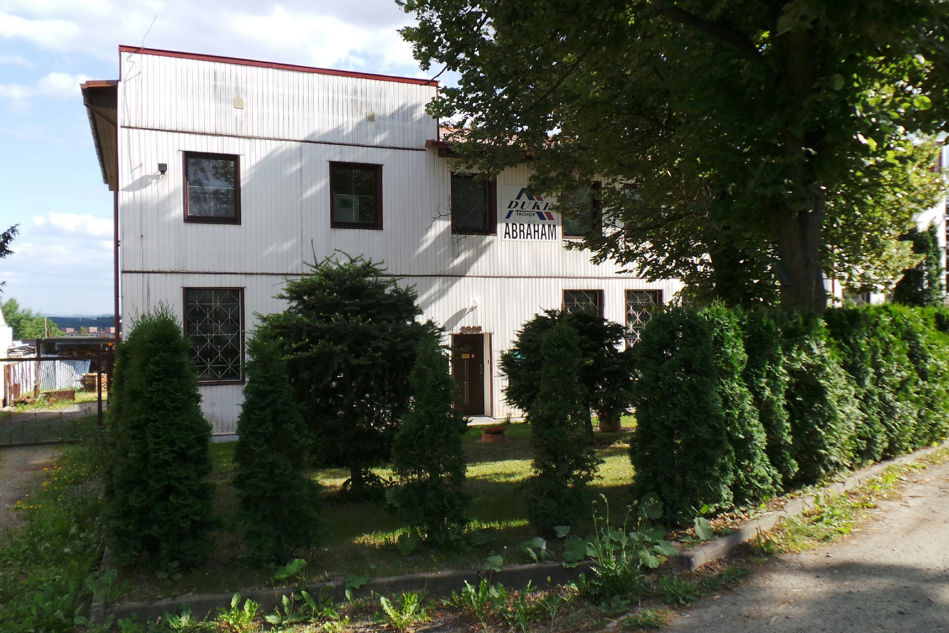 DUKE Abraham s.r.o.
