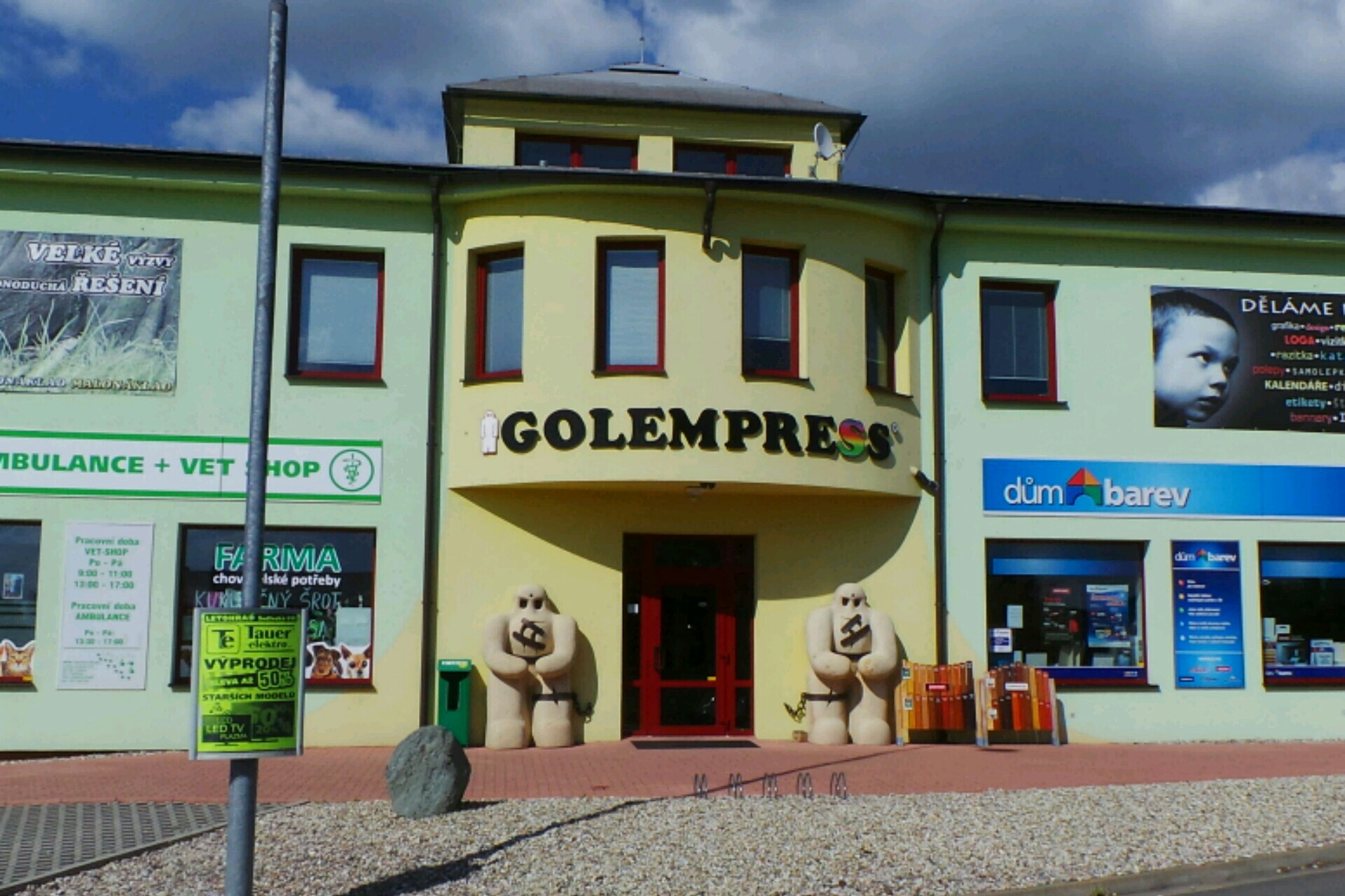 GOLEMPRESS, s.r.o.