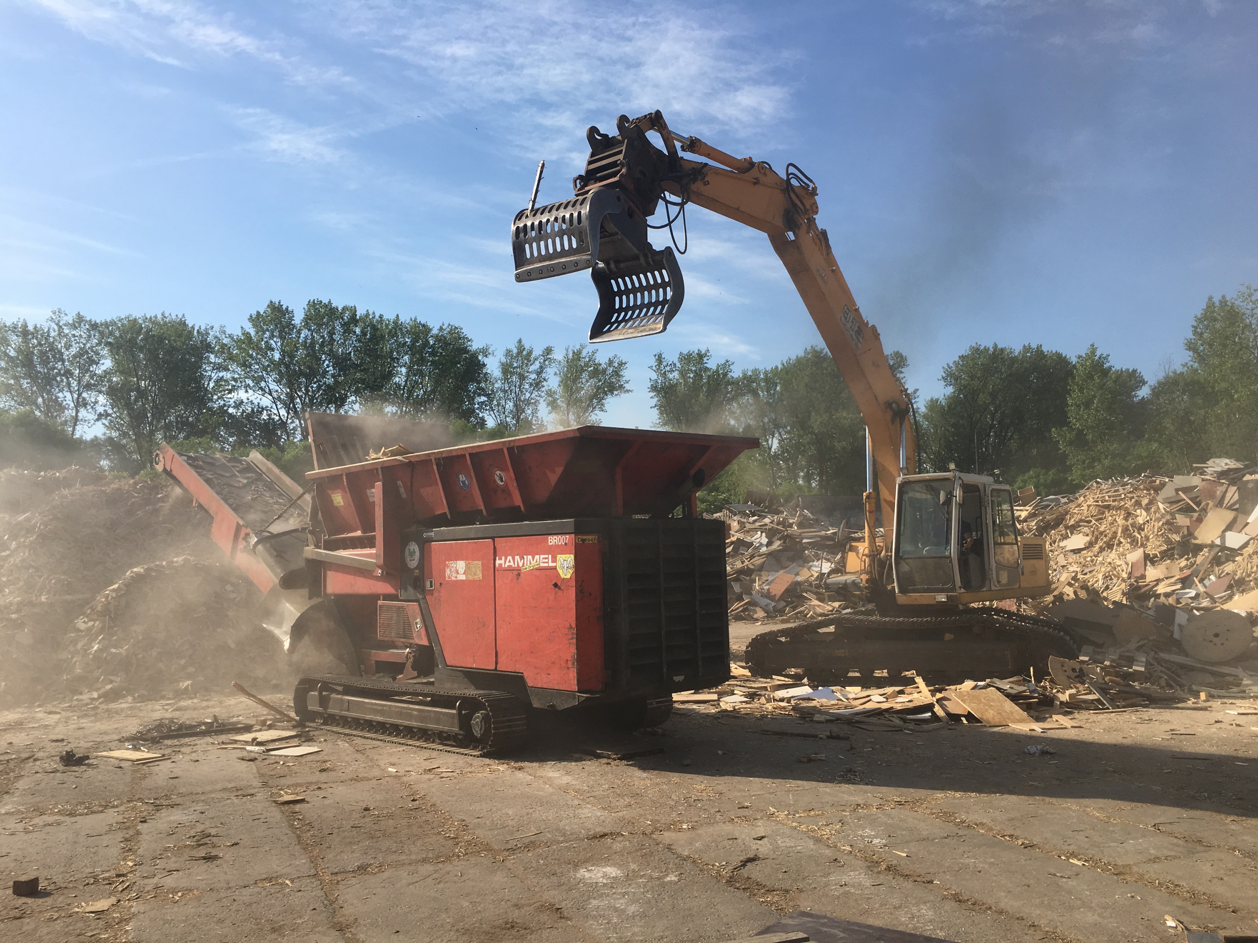 SAVE CZ s.r.o. - drcení dřeva foto 2