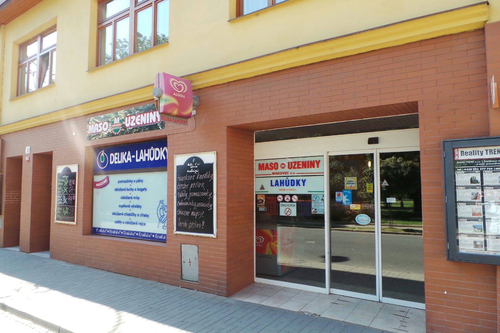 Makovec - maso uzeniny foto 1