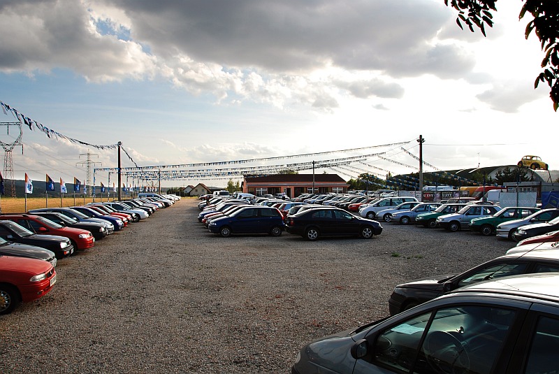 A+V AUTOBAZAR ROSICE foto 2