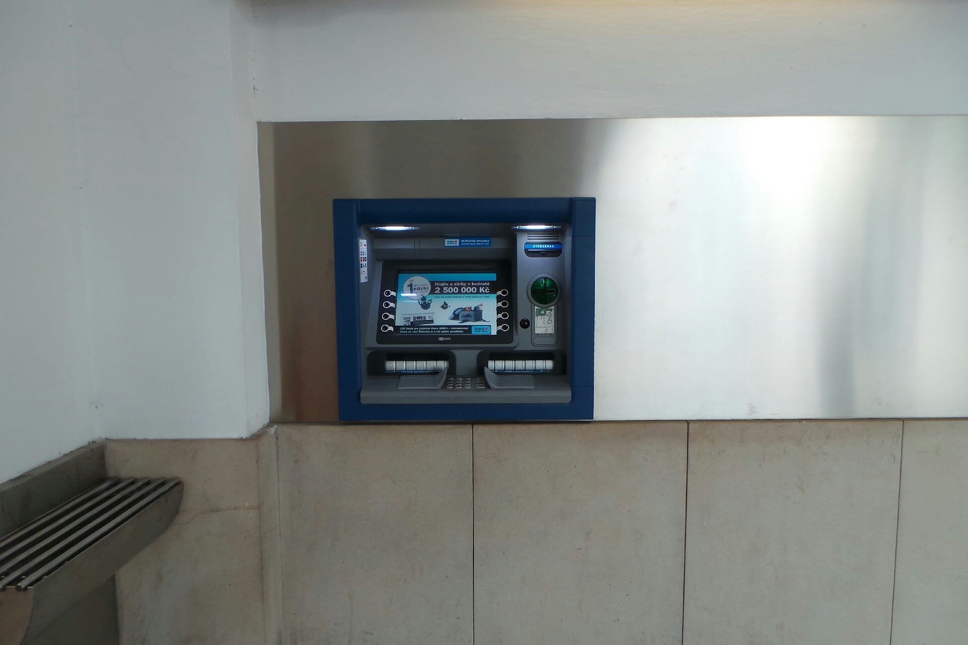 Bankomat České spořitelny