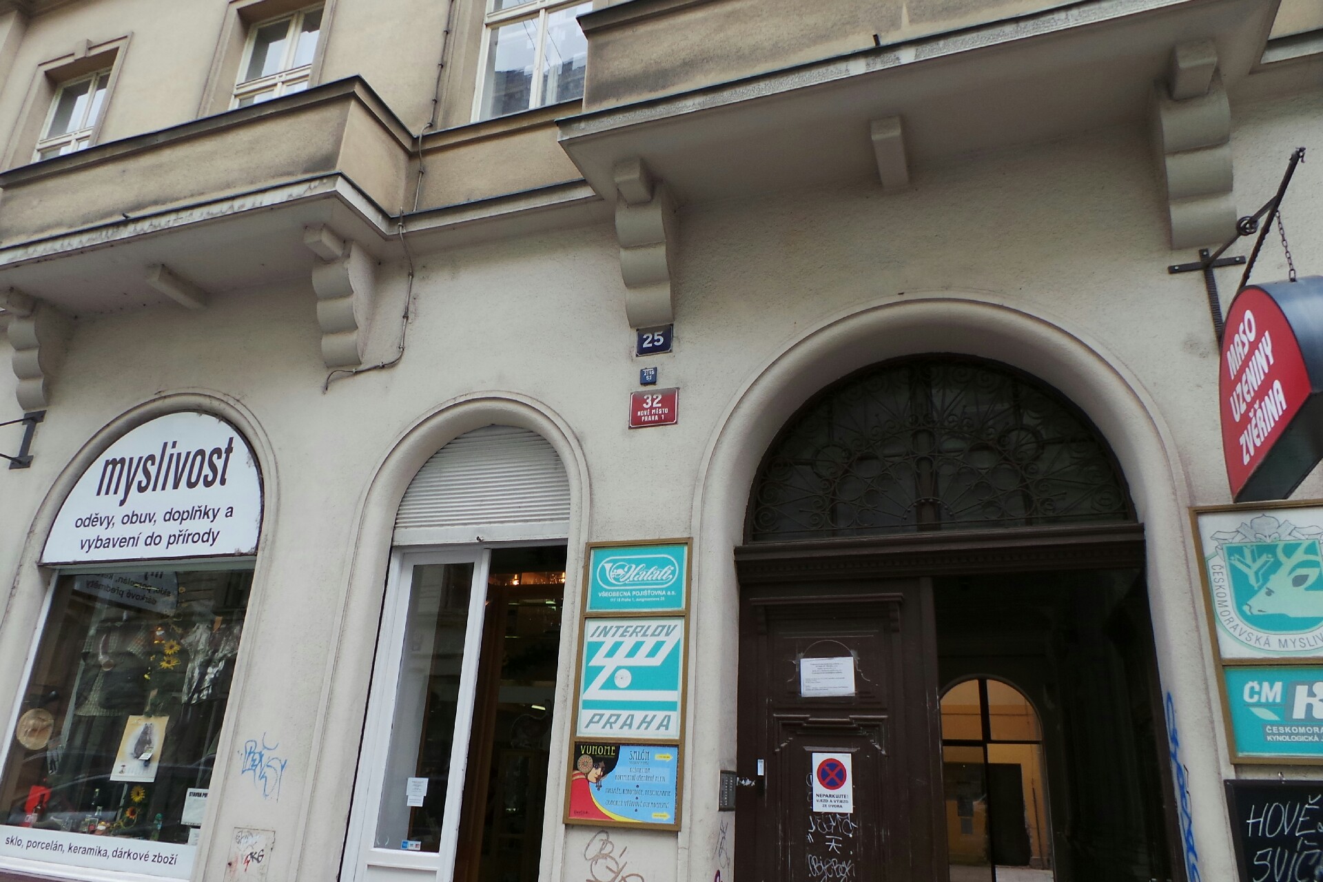 Klub chovatelů českých fousků, zapsaný spolek