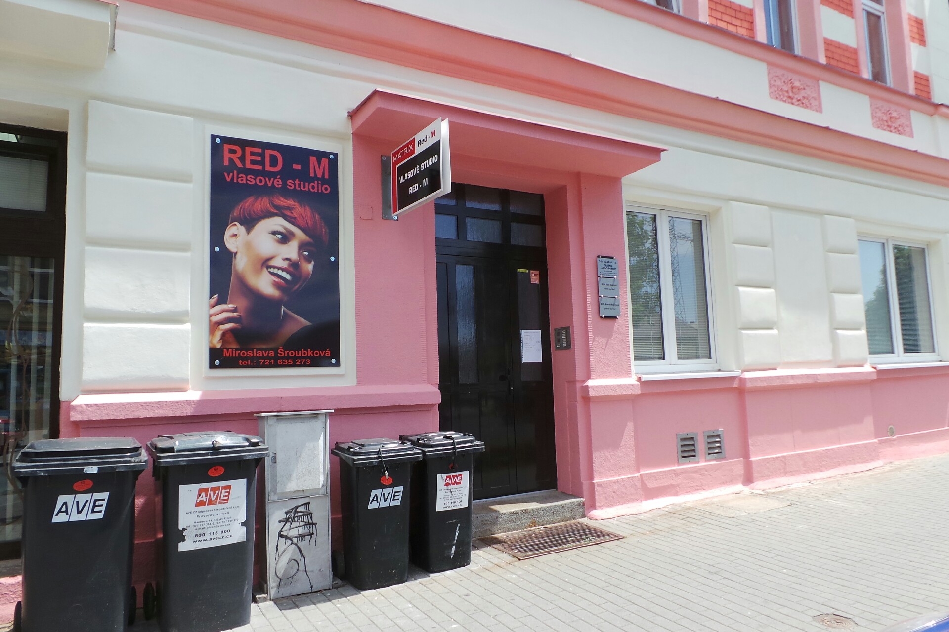 Red M - Miroslava Šroubková foto 1