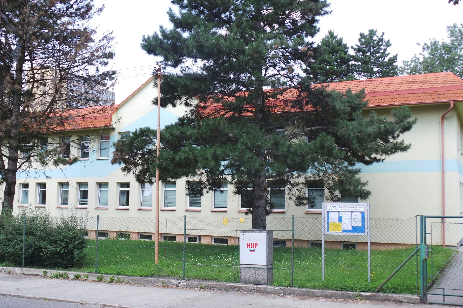 Oblastní stavební bytové družstvo Kopřivnice, družstvo foto 1