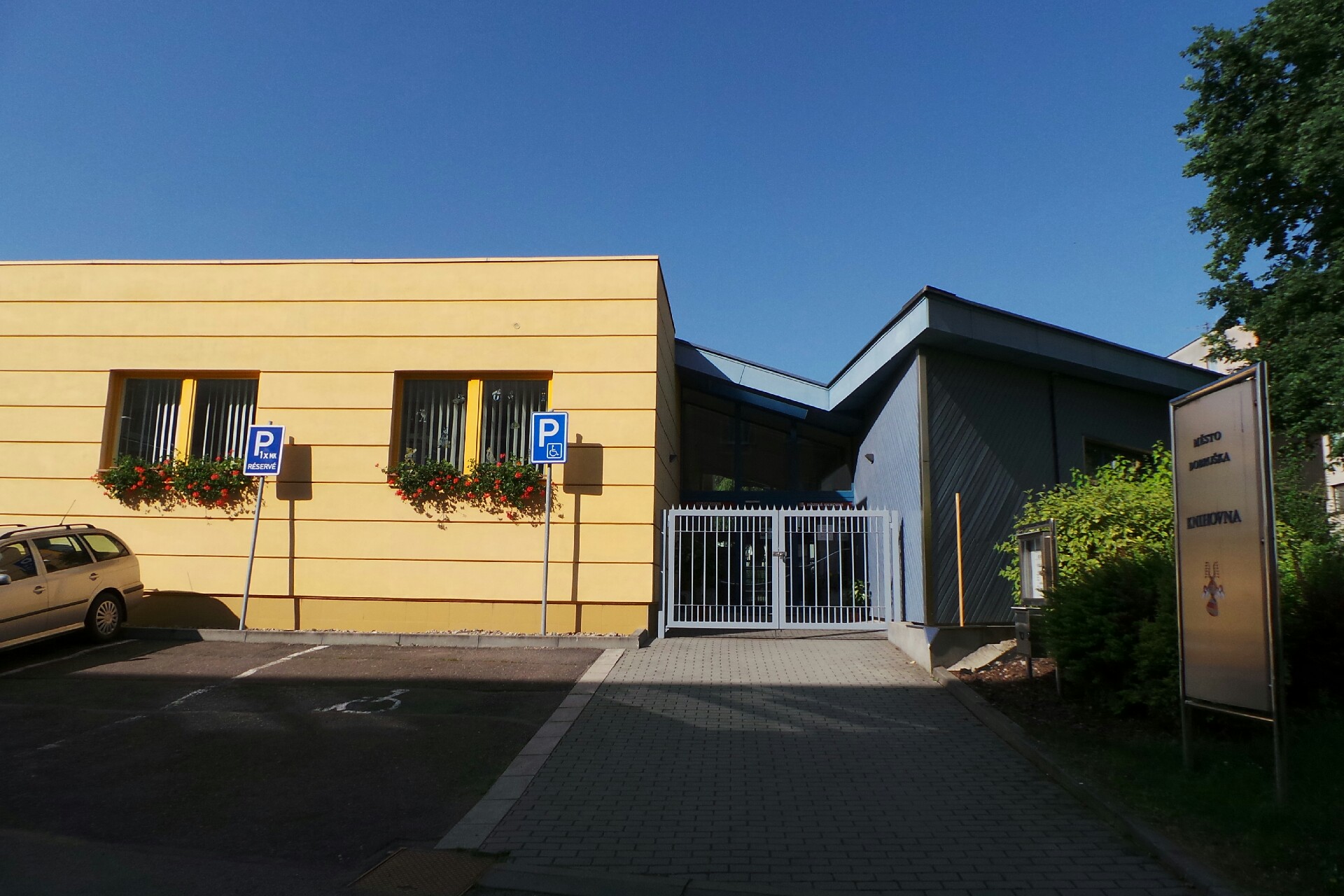 Městská knihovna Dobruška foto 2