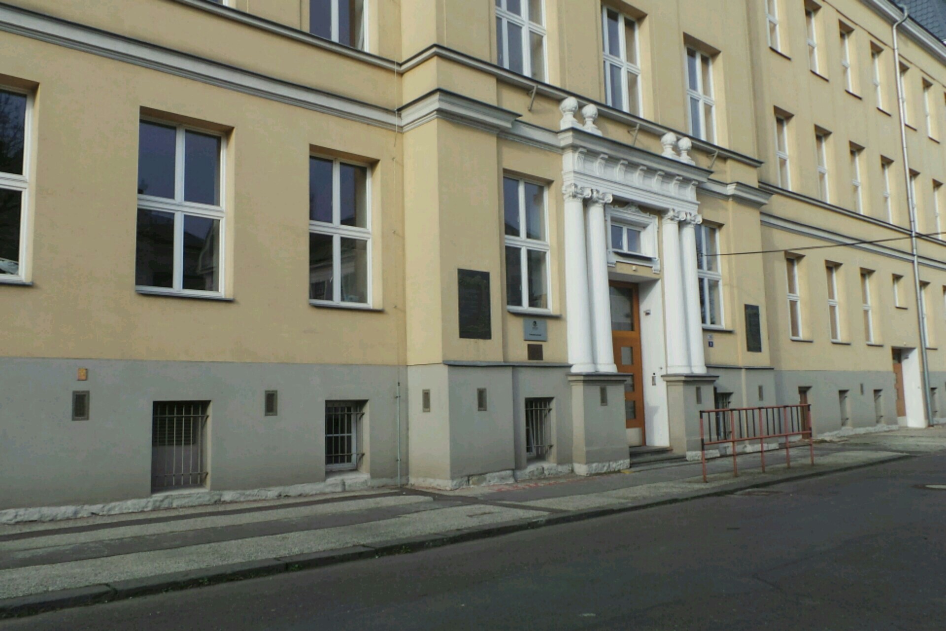 Ostravská univerzita - Katedra sochařství Fakulty umění