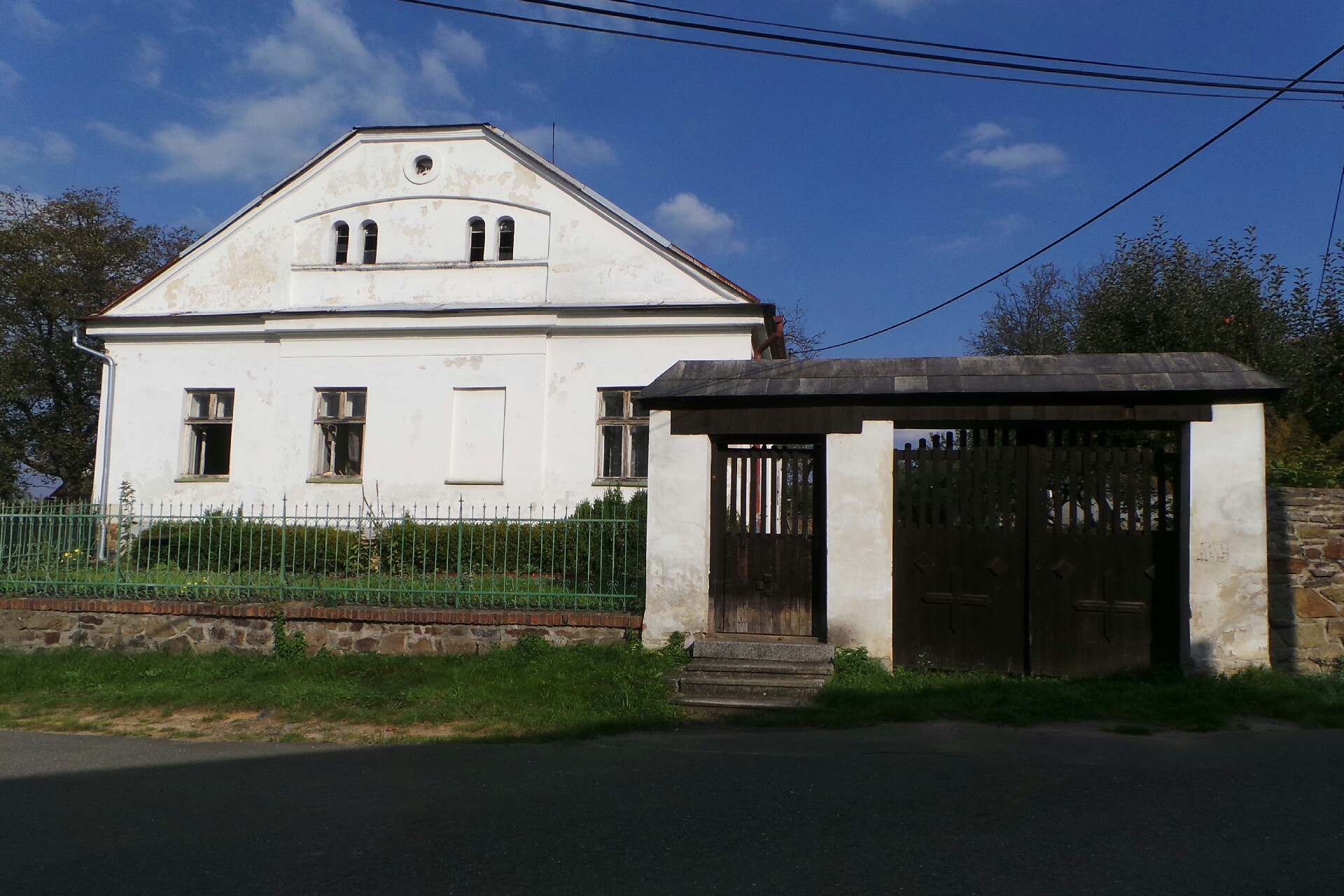 Římskokatolická farnost Raduň