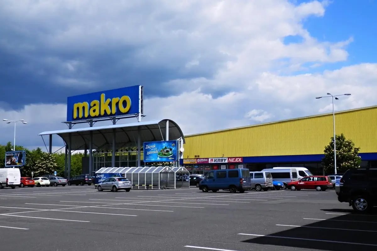 MAKRO Cash & Carry