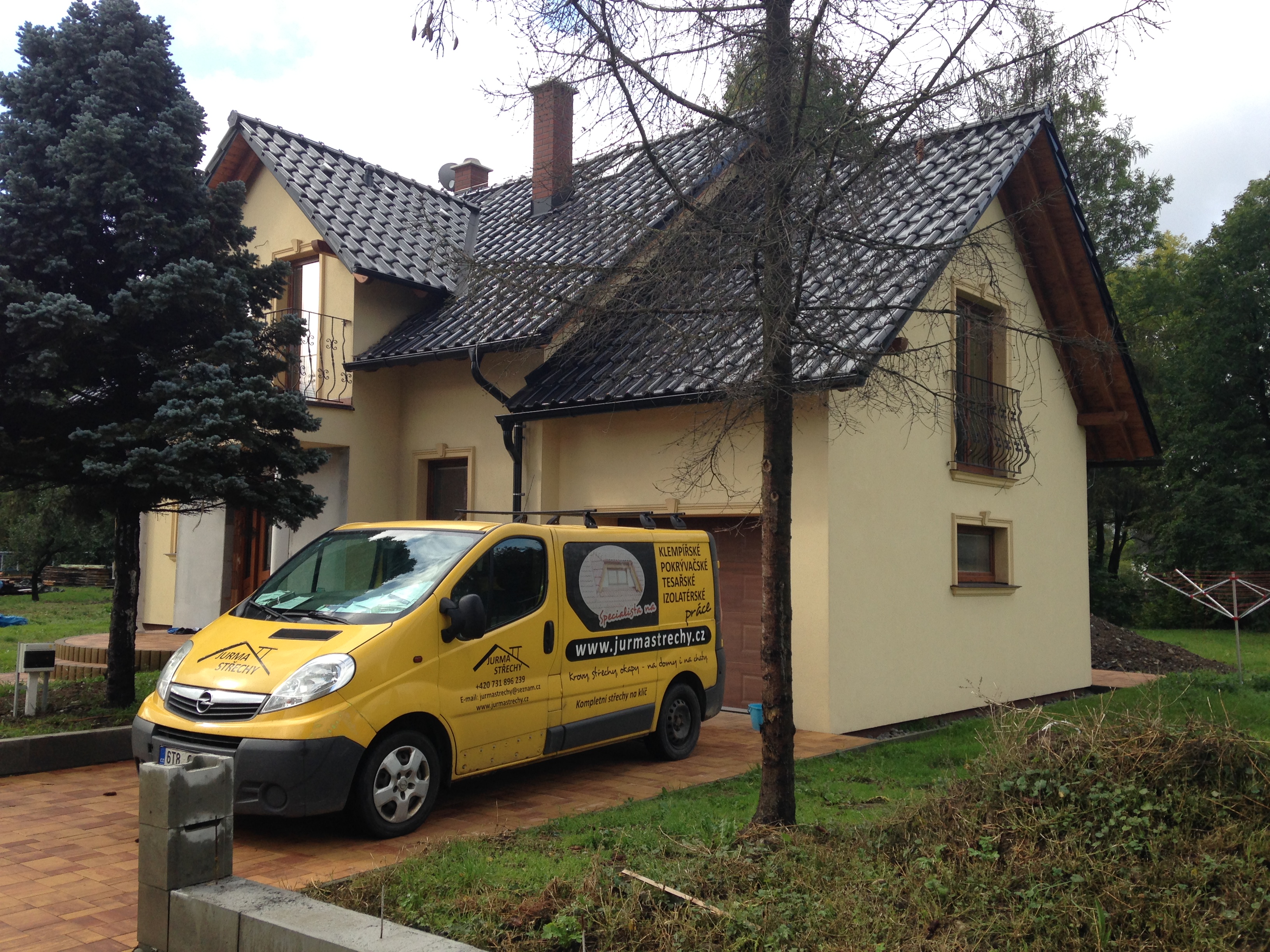 JURMA STŘECHY-ROUBENKY