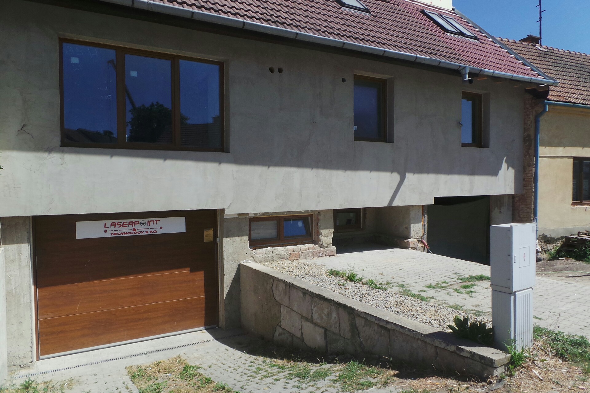 LASERPOINT & TECHNOLOGY, s.r.o.