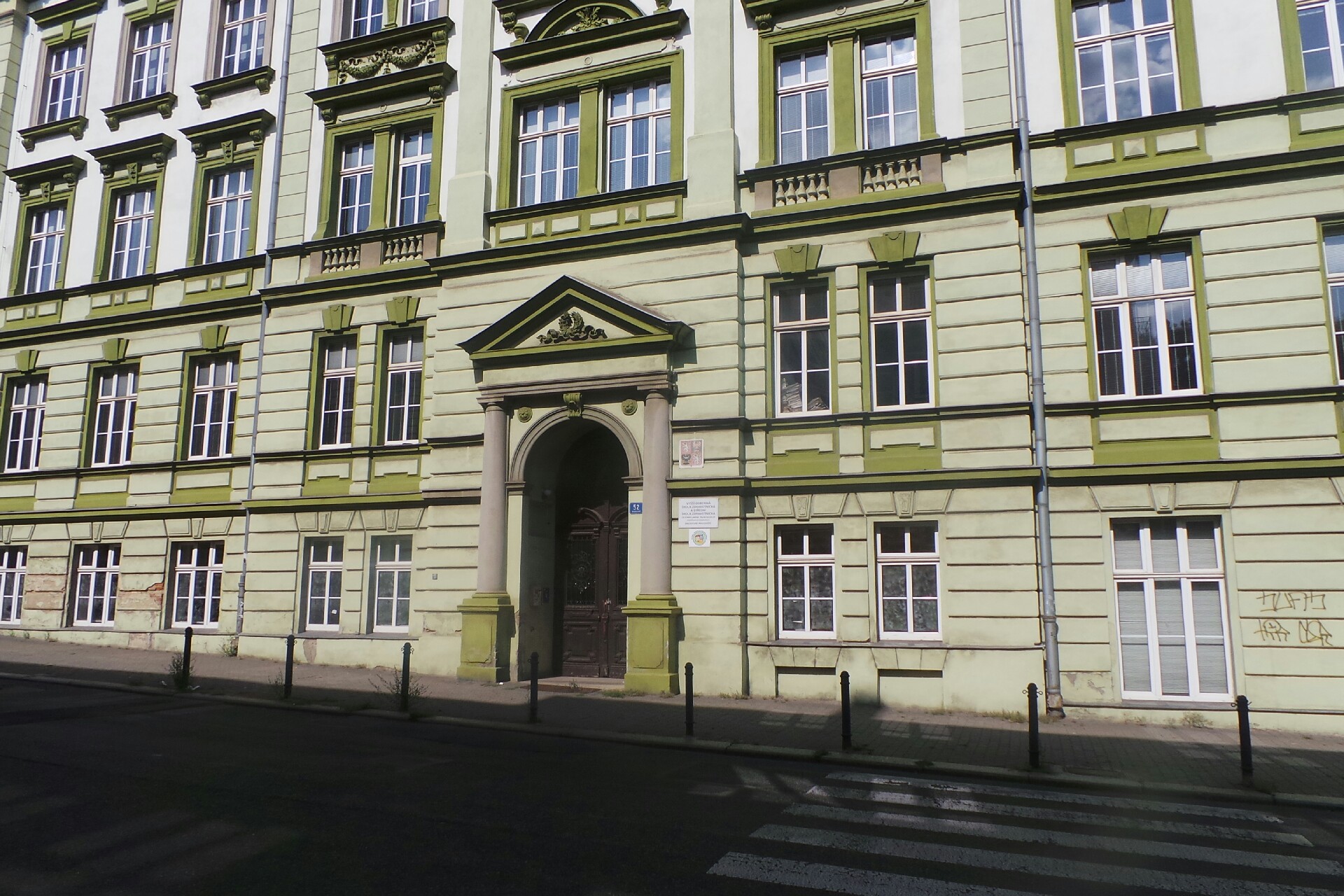 Vyšší odborná škola zdravotnická a Střední škola zdravotnická, Ústí nad Labem, Palachova 35