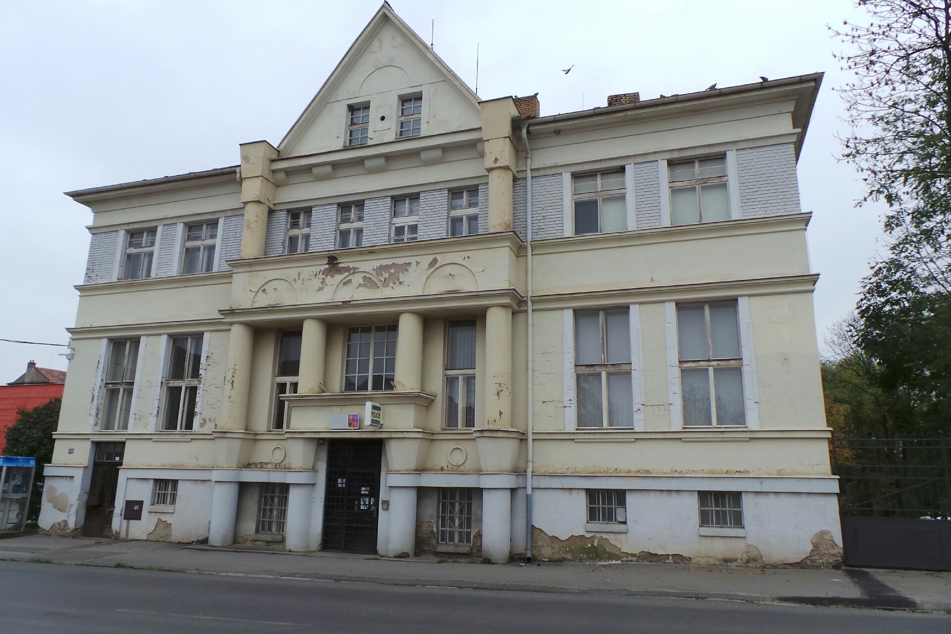 Policie ČR - Obvodní oddělení Zlonice foto 2