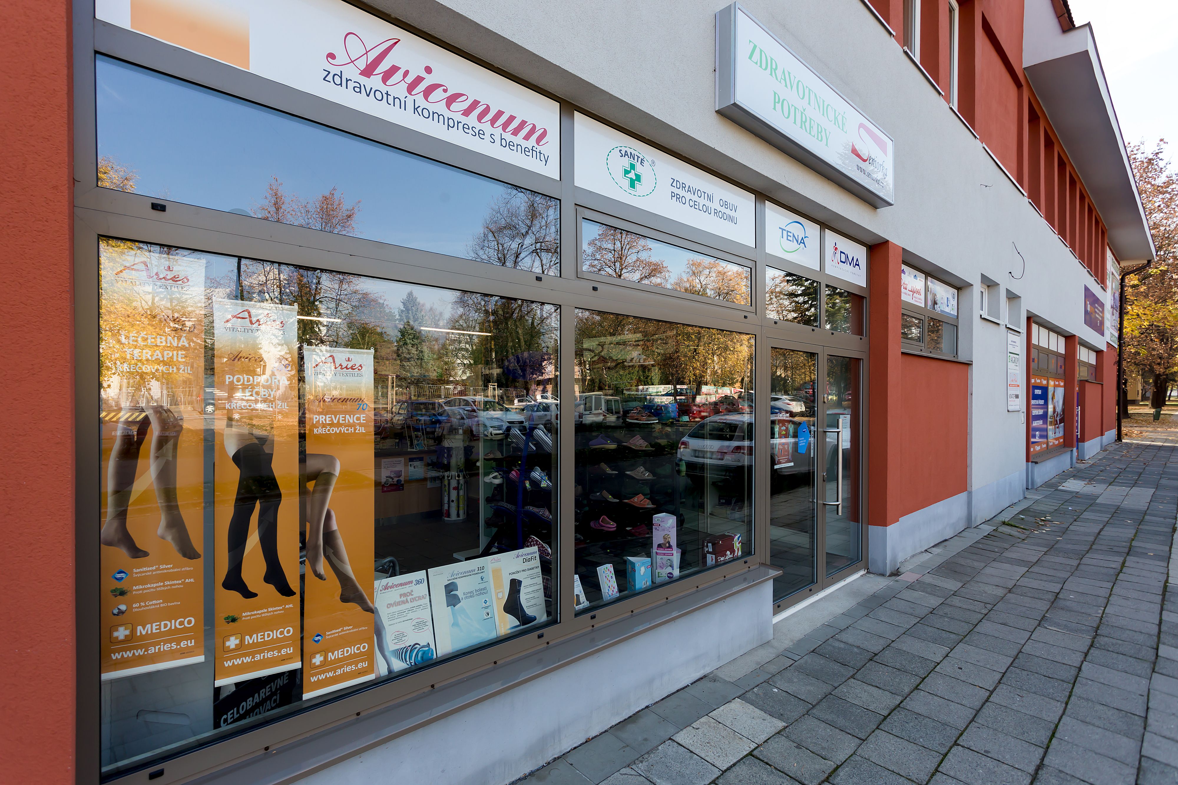 Zdravotnické potřeby Seniorka foto 3