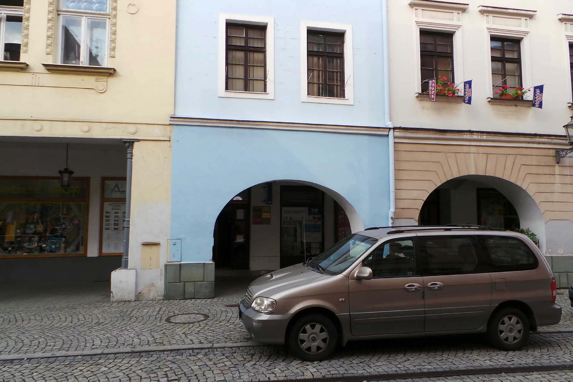 Mgr. Šárka Maralíková, advokát