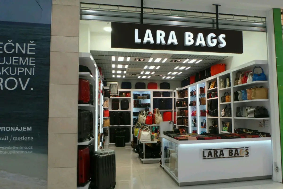 LARA BAGS