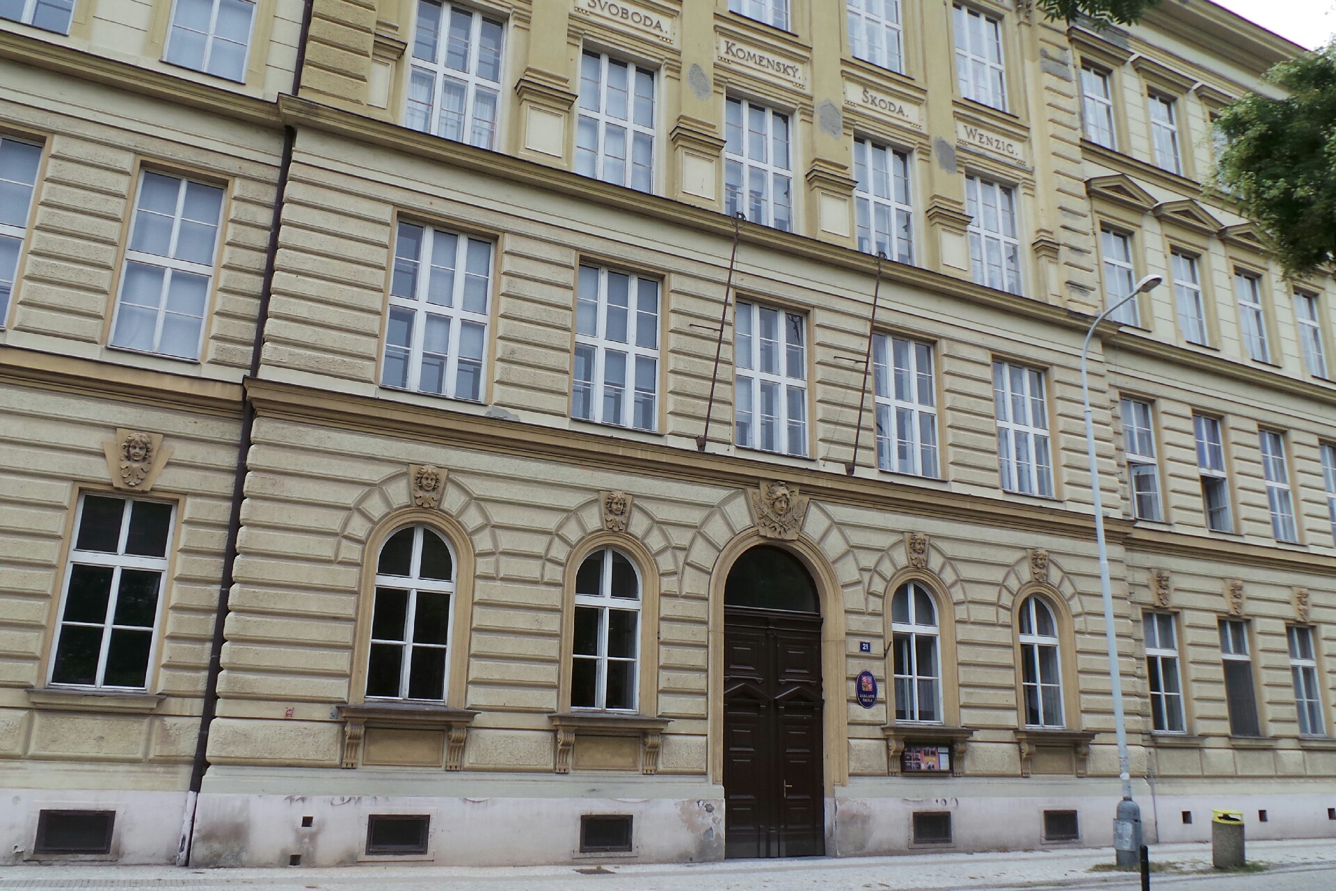 ZŠ a MŠ Praha 7, Tusarova