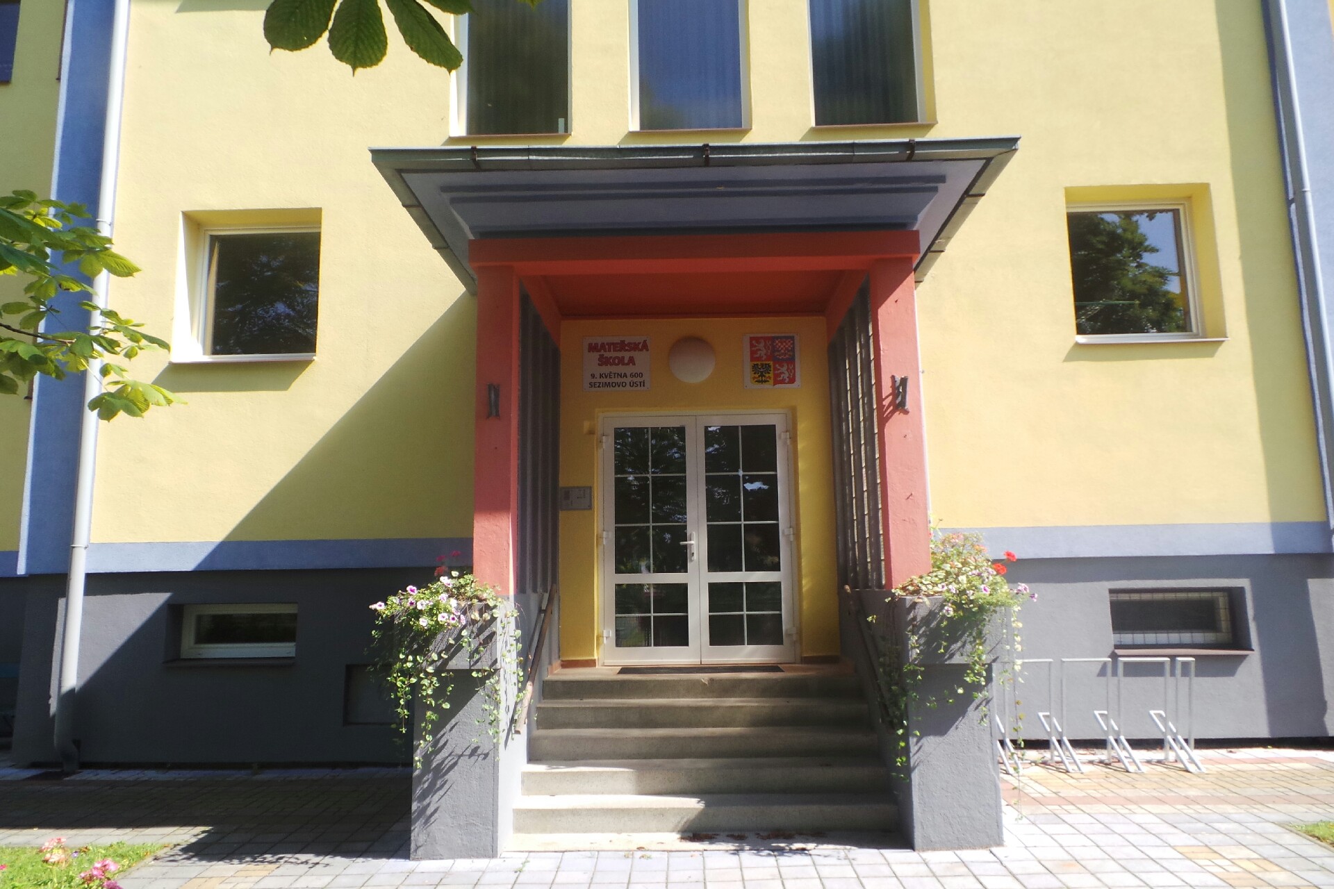Základní škola a Mateřská škola Sezimovo Ústí, 9.května 489
