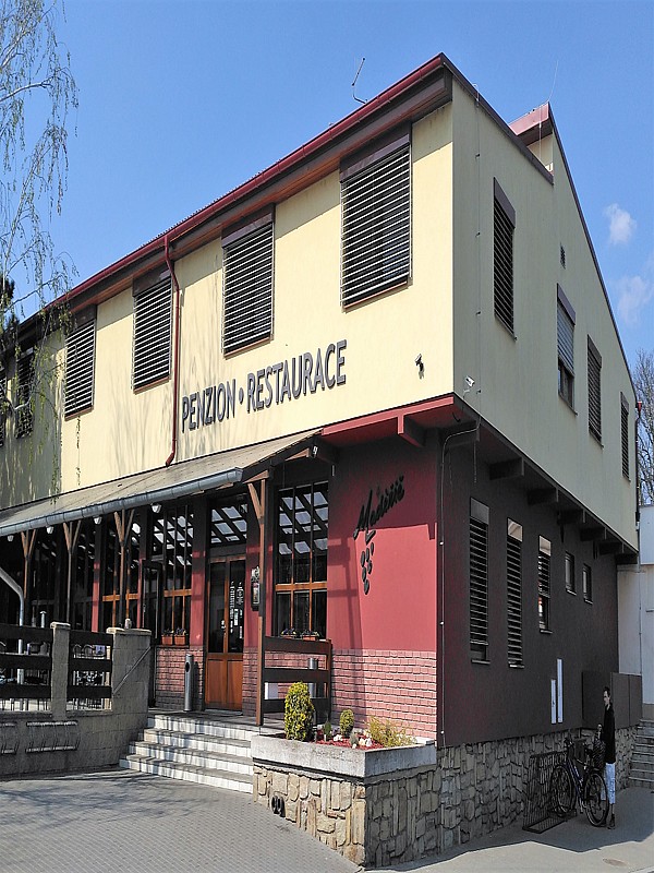 Restaurace Maděřič foto 2