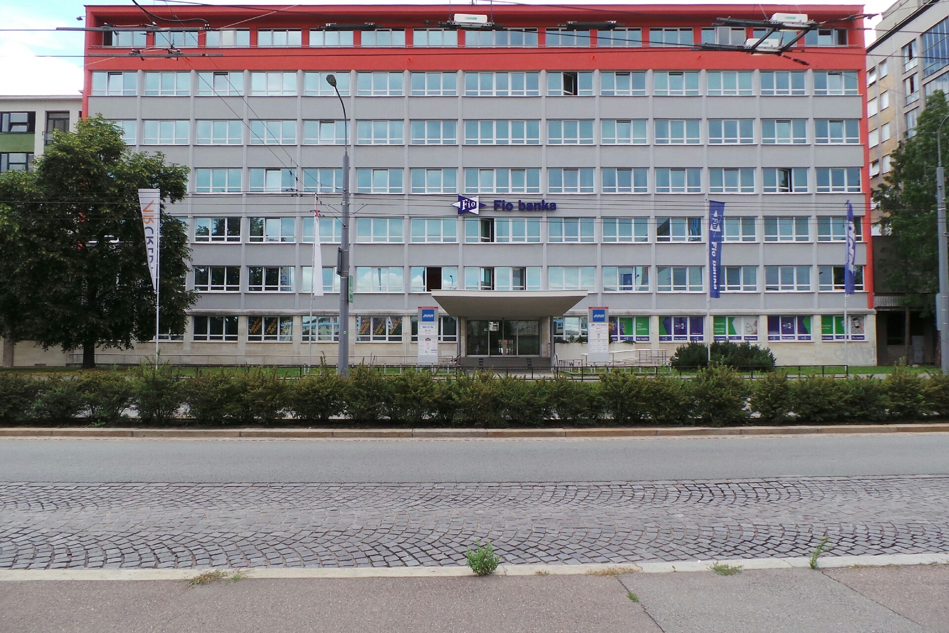 RM-SYSTÉM, česká burza cenných papírů, a.s.