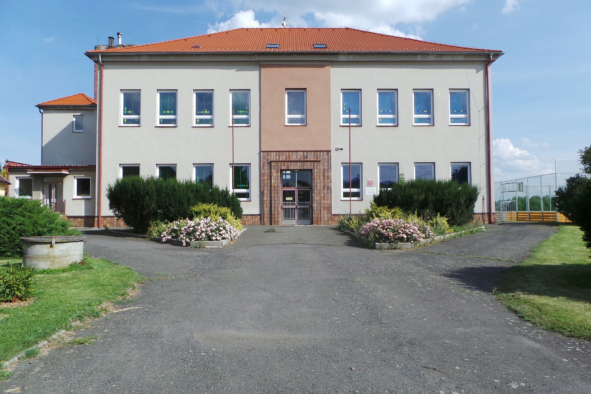 Základní škola a Mateřská škola Osek, okres Rokycany