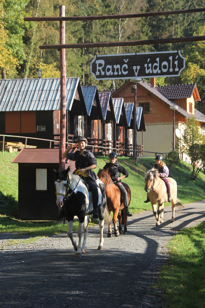 Ranč v údolí