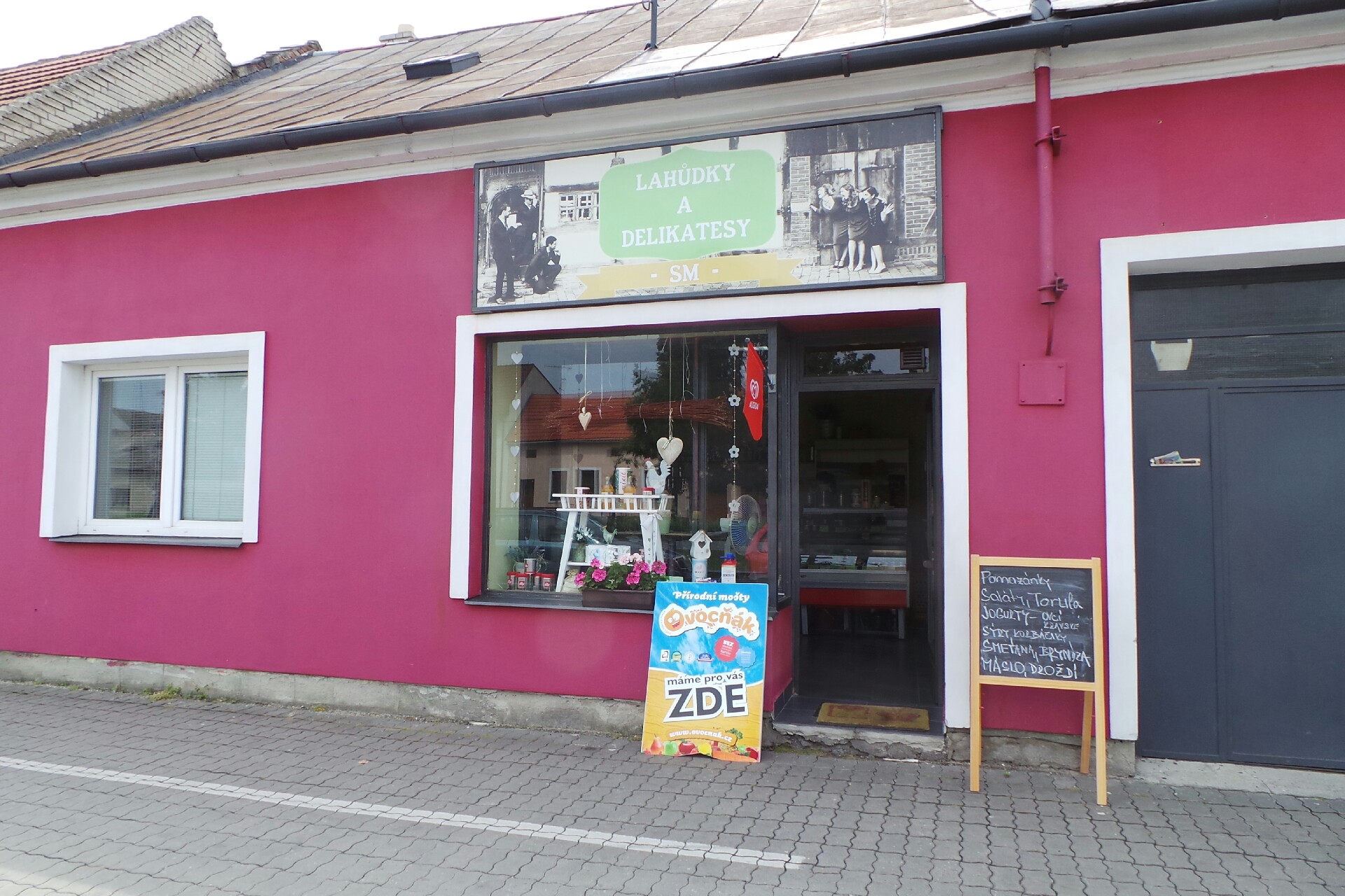 Lahůdky a delikatesy SM