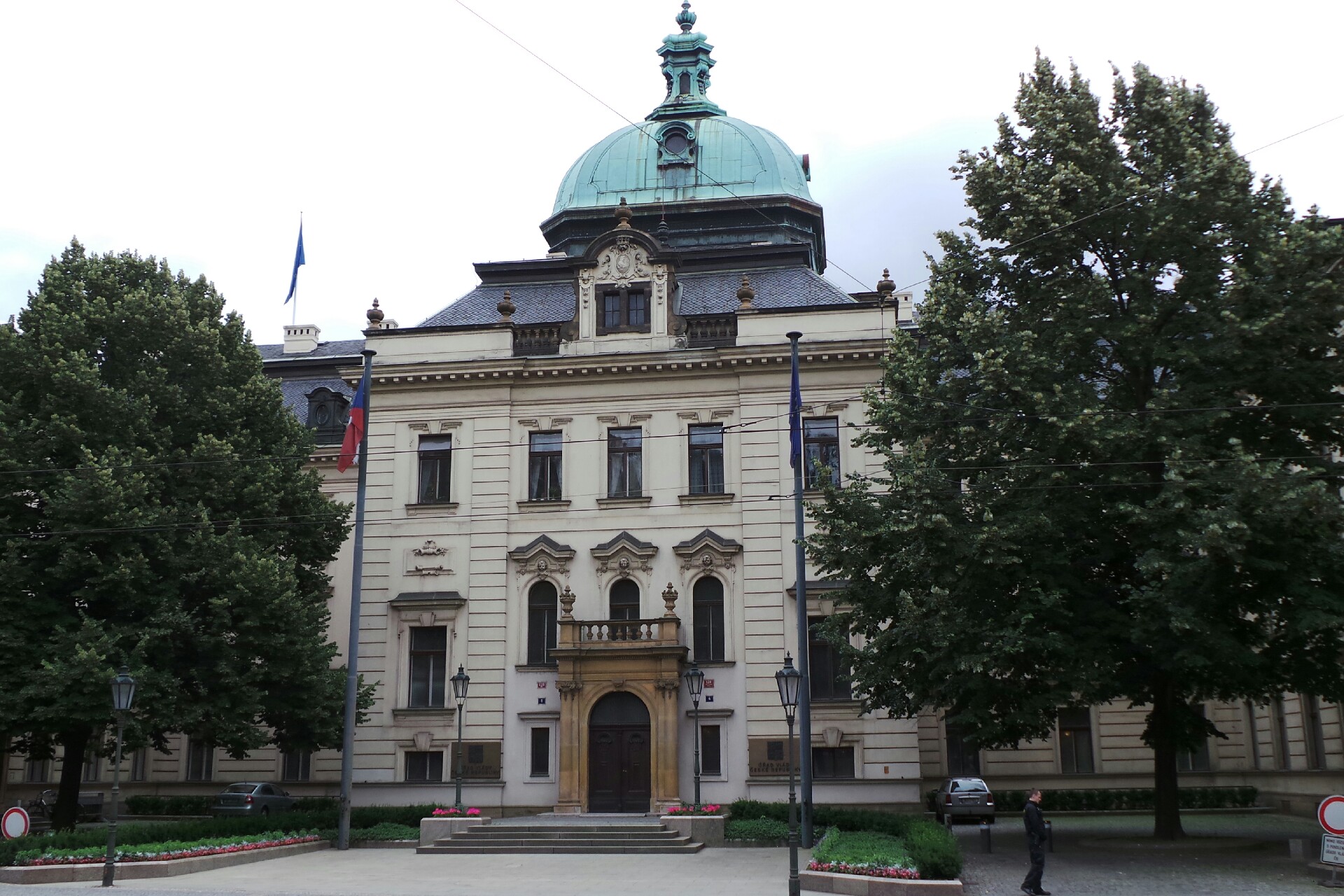 Rada pro výzkum, vývoj a inovace foto 1