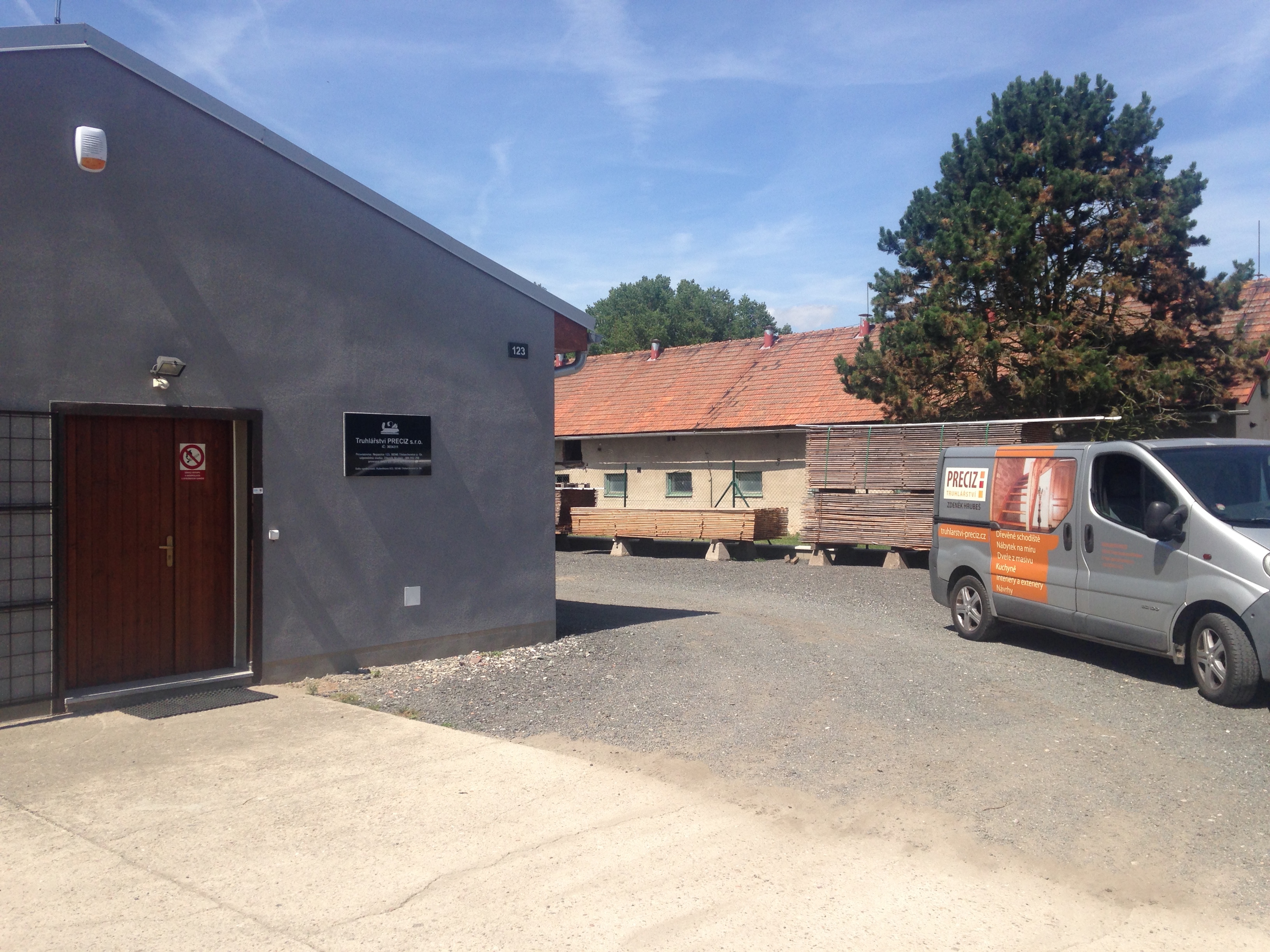 Truhlářství PRECIZ foto 2