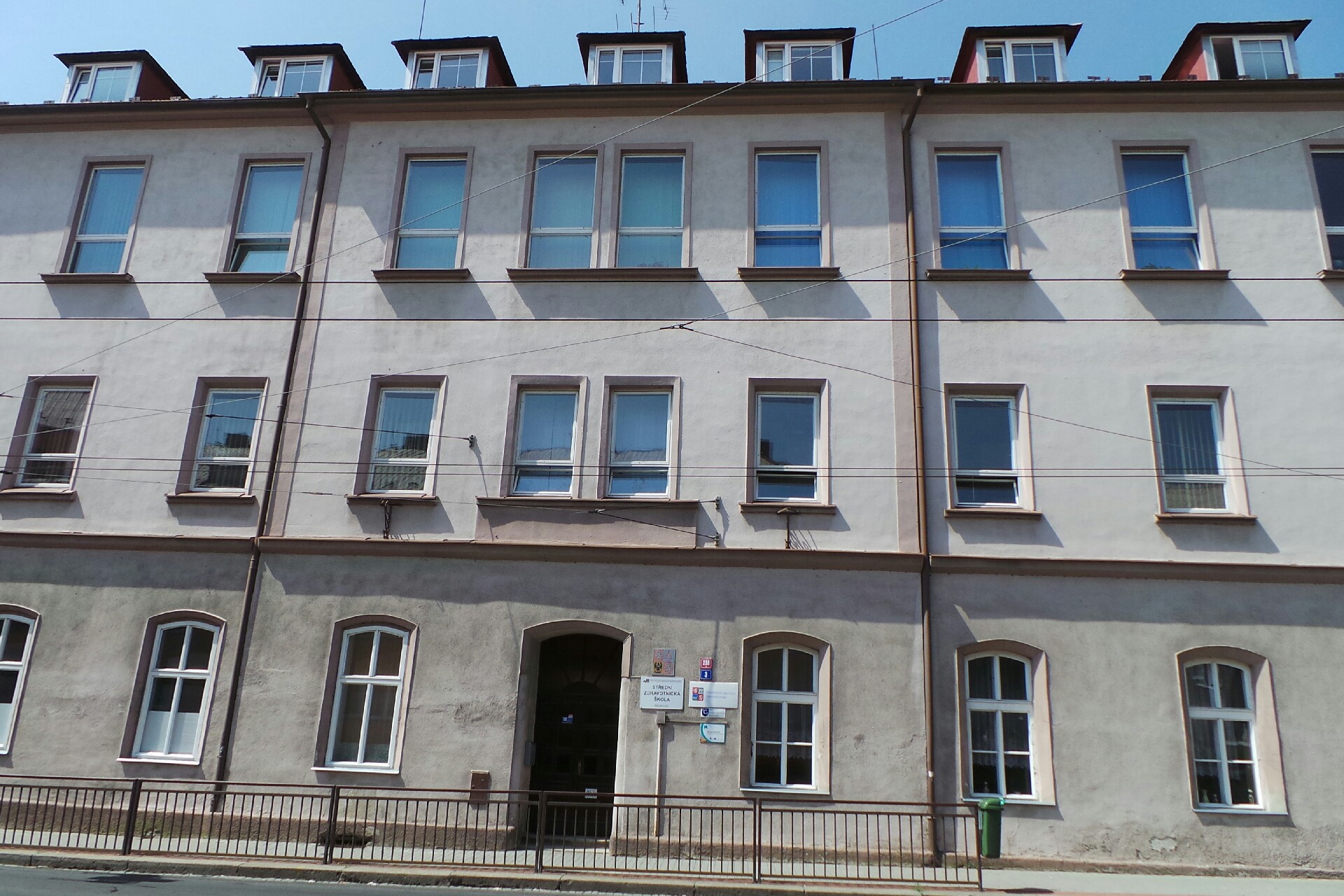 Střední odborná škola energetická a stavební, Obchodní akademie a Střední zdravotnická škola, Chomutov, příspěvková organizace