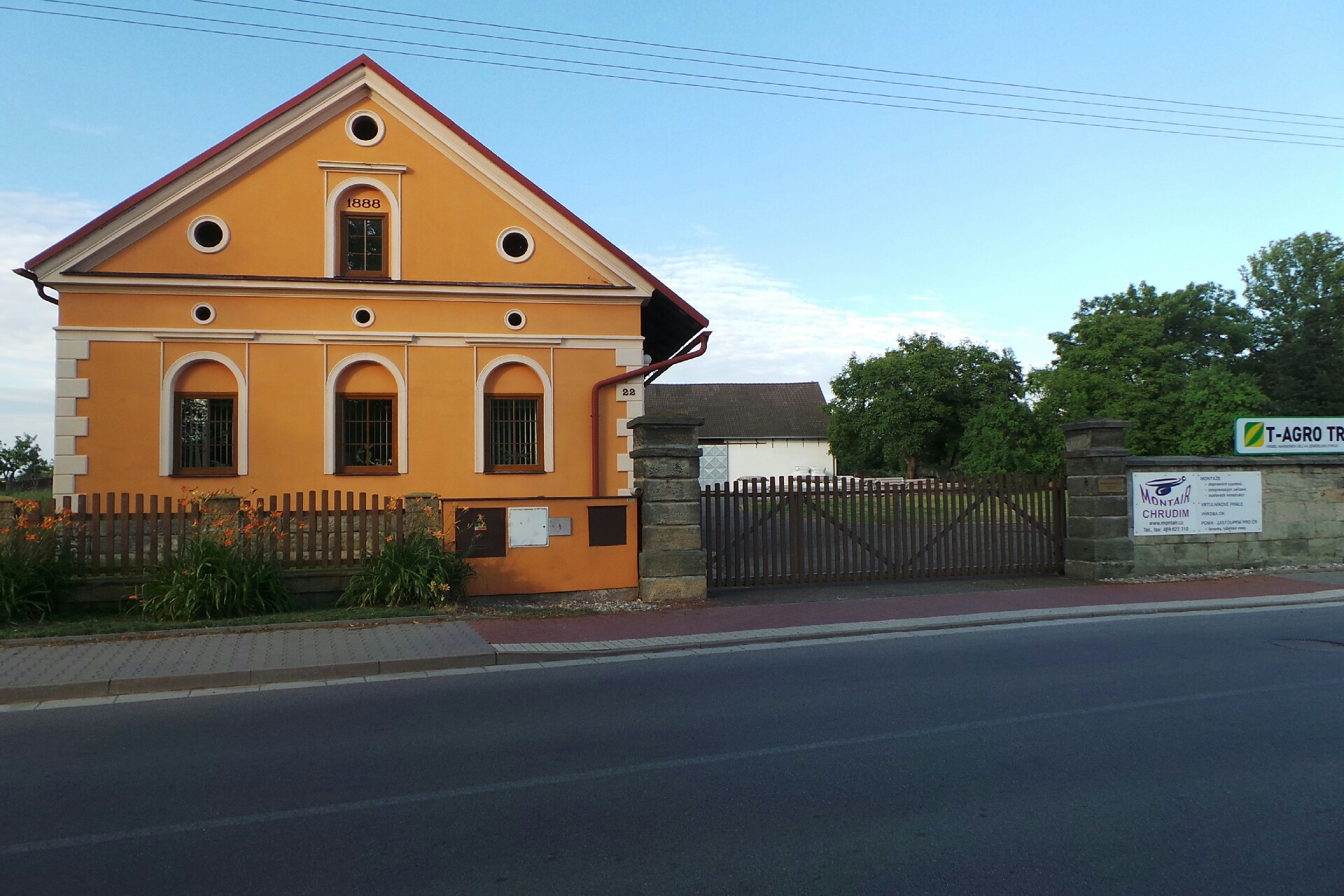 Montair Chrudim, spol. s r.o.