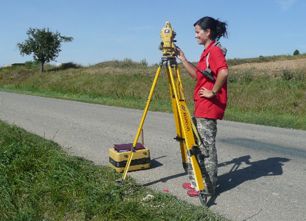 LANKAŠOVÁ MARIE s.r.o. - ZEMĚMĚŘICKÁ KANCELÁŘ foto 3