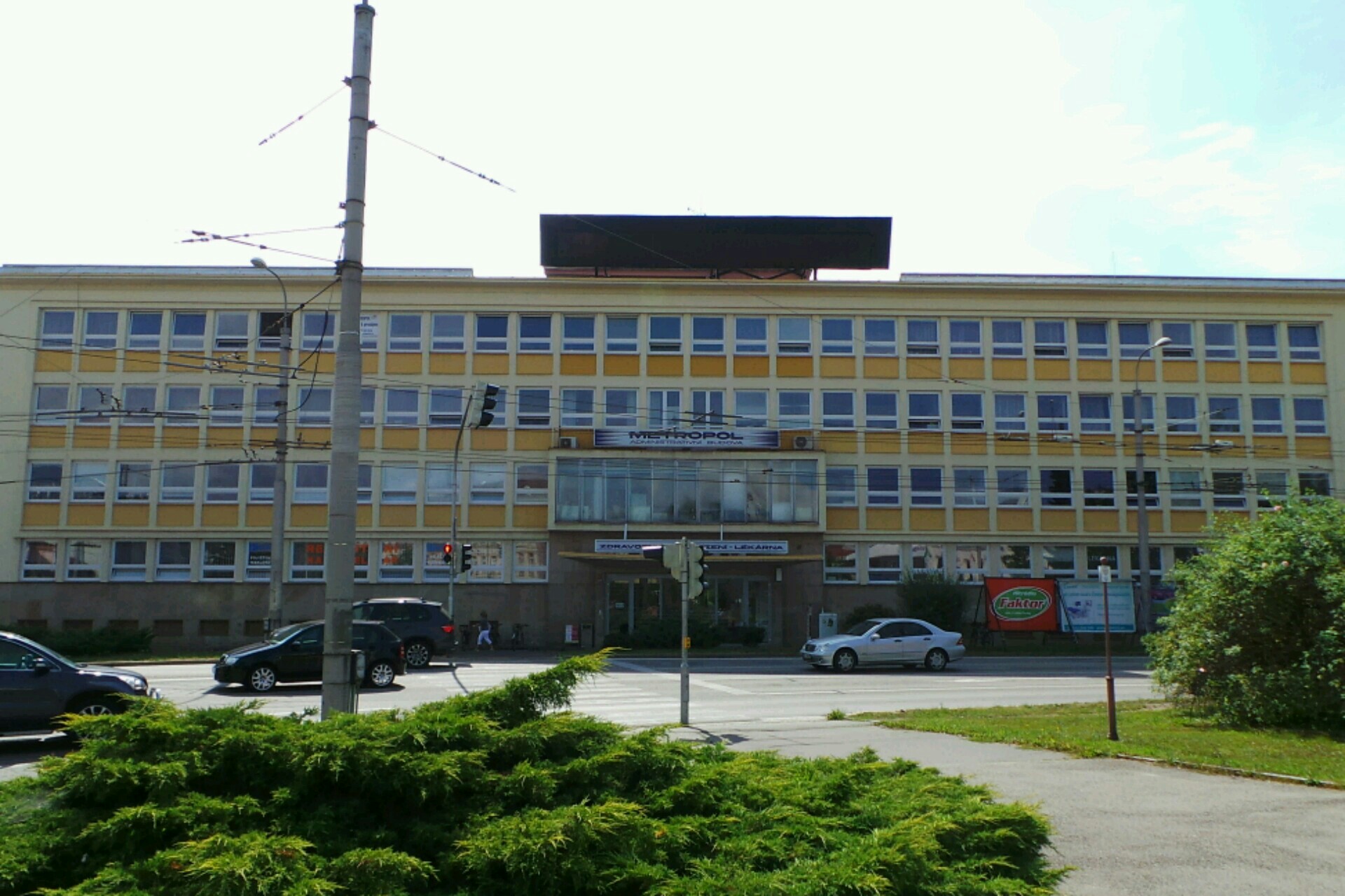 TINEZ PLUS, spol. s r.o.