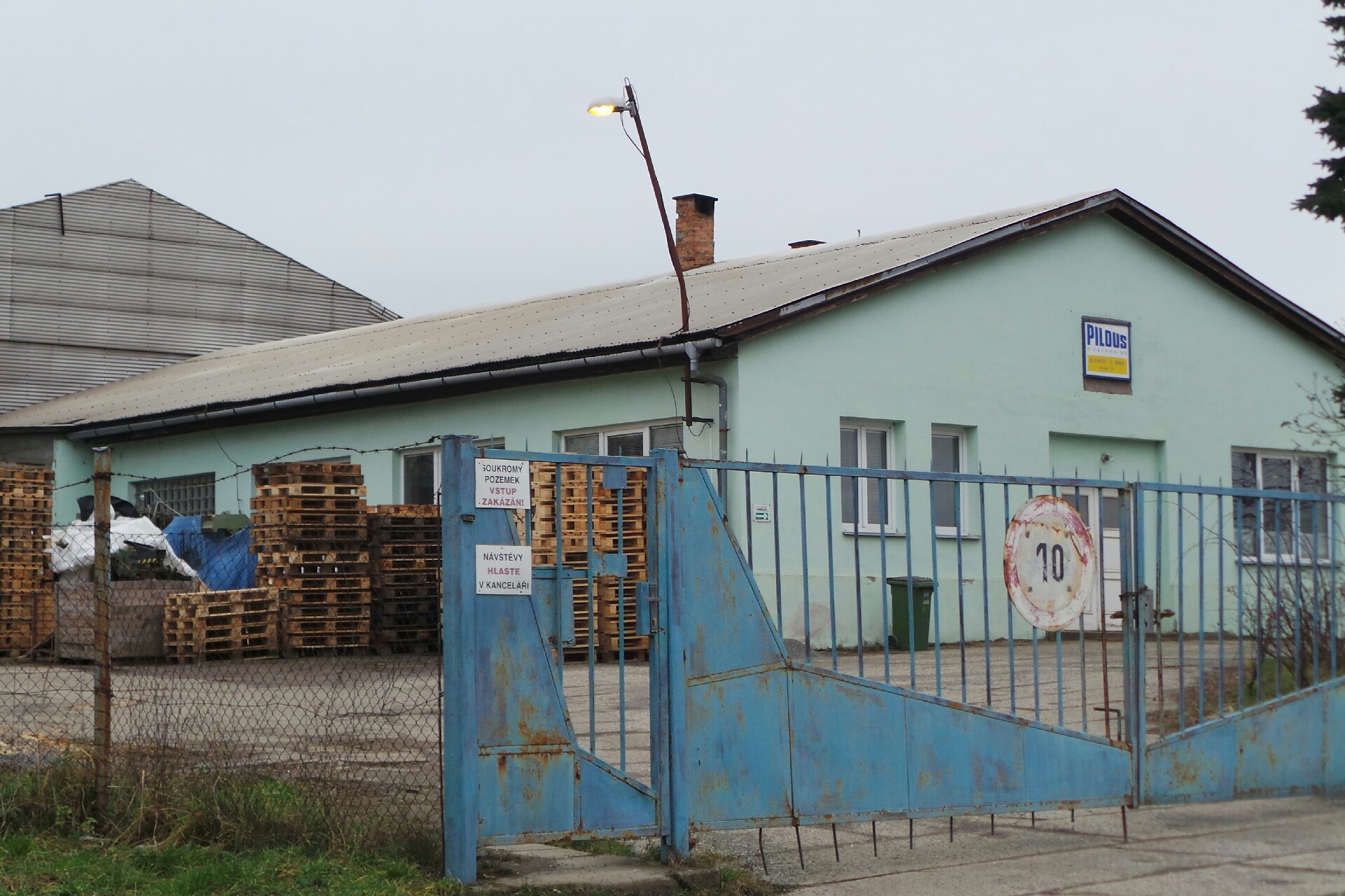 PILOUS, spol. s r.o.