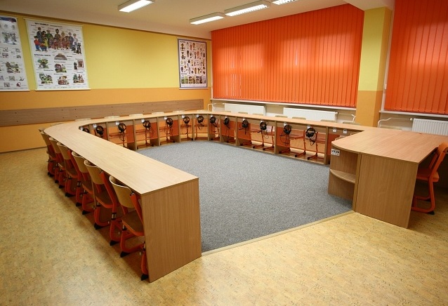 Vybavení škol foto 4