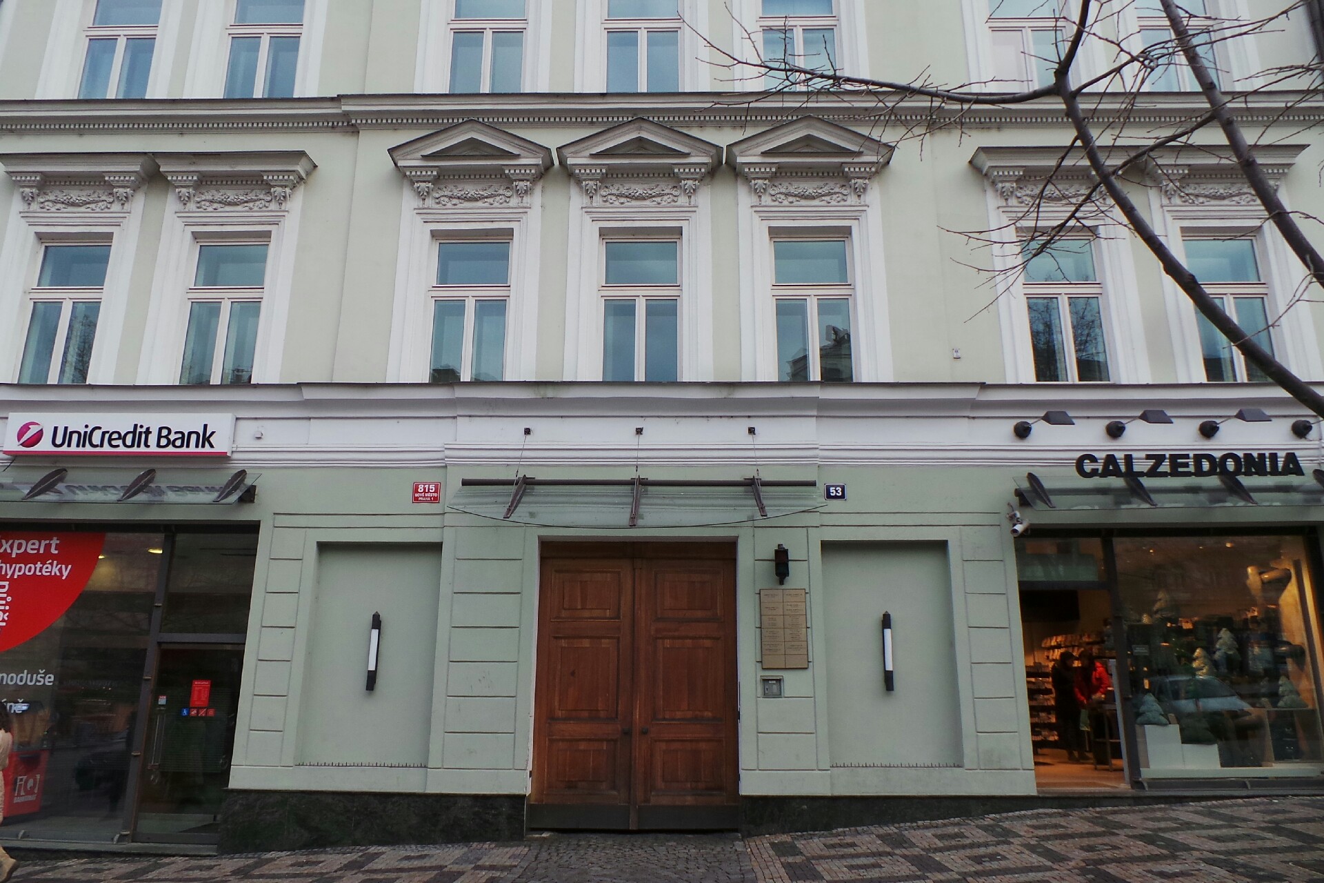 Albatross Golf Resort