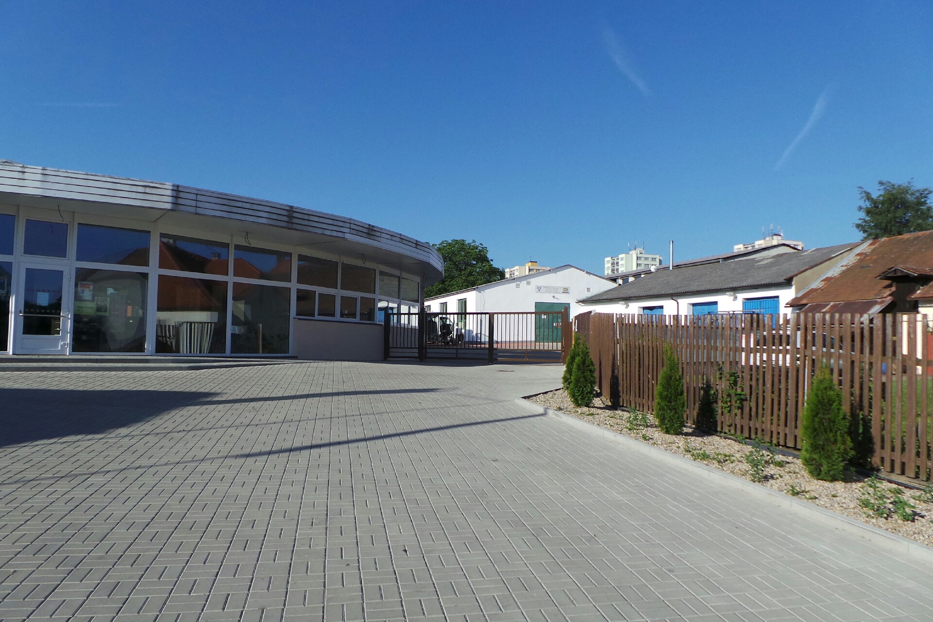 V. Pelikán Pacov Trading, spol. s r.o.