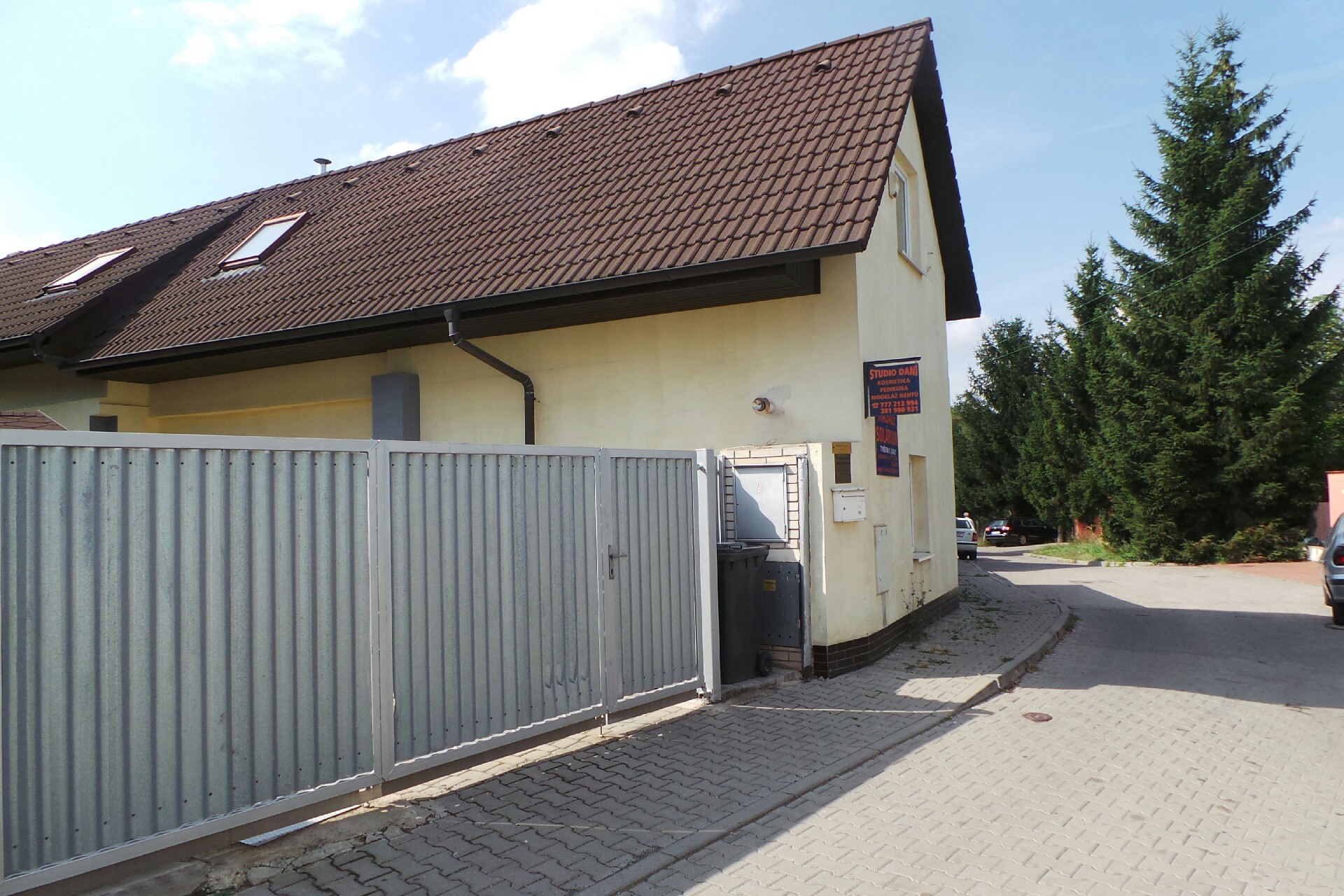 Kosmetika, kadeřnictví - Studo Dani