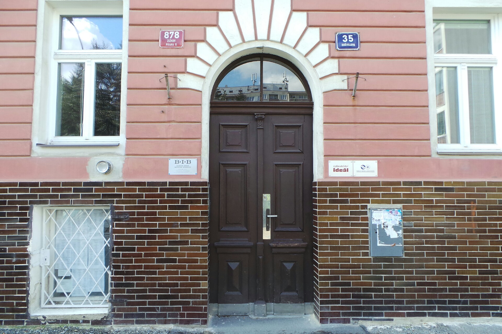 @ Consulting, s.r.o.