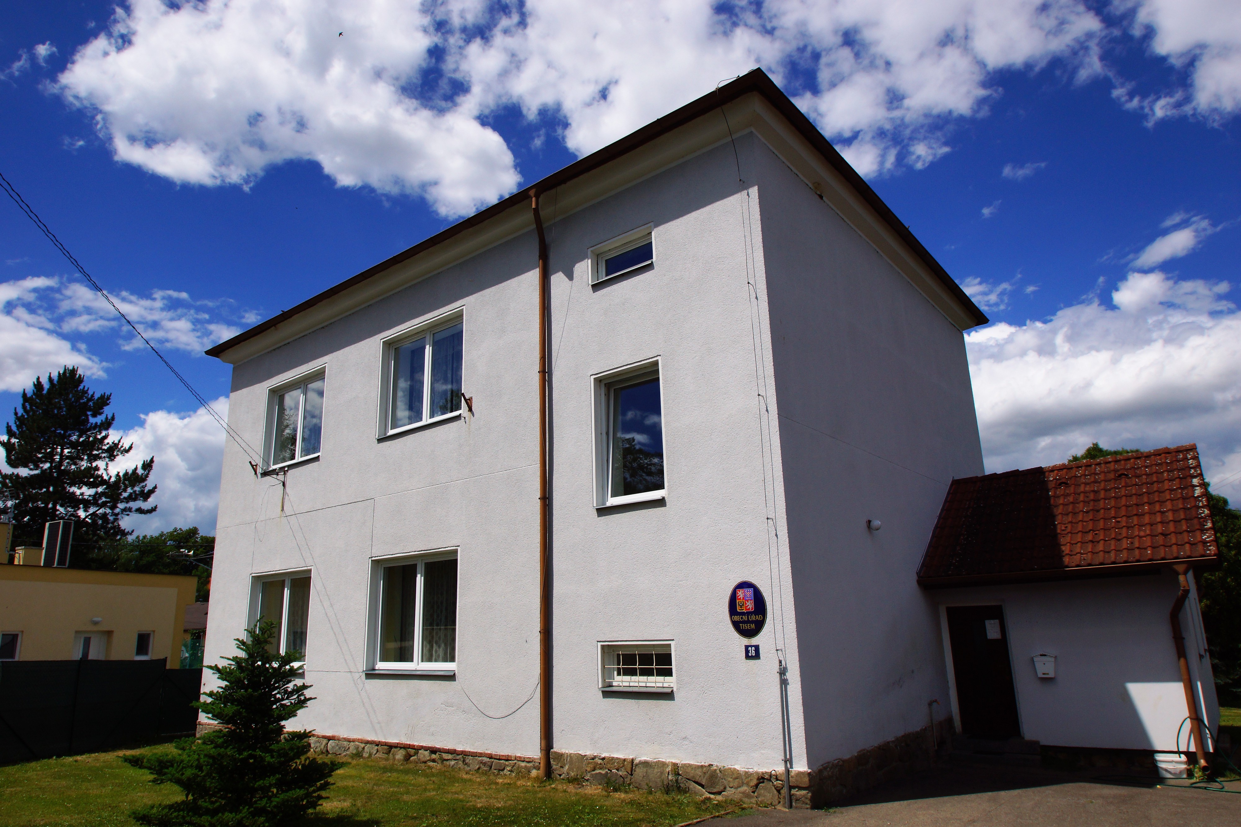 Tisem - obecní úřad foto 2