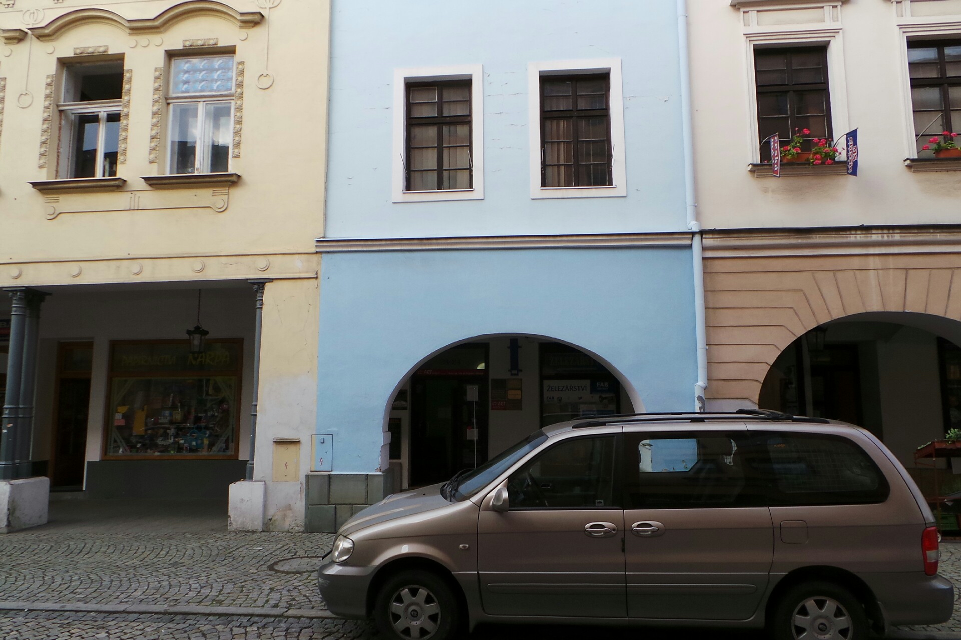 Frýdecká obchodní, spol. s r.o.